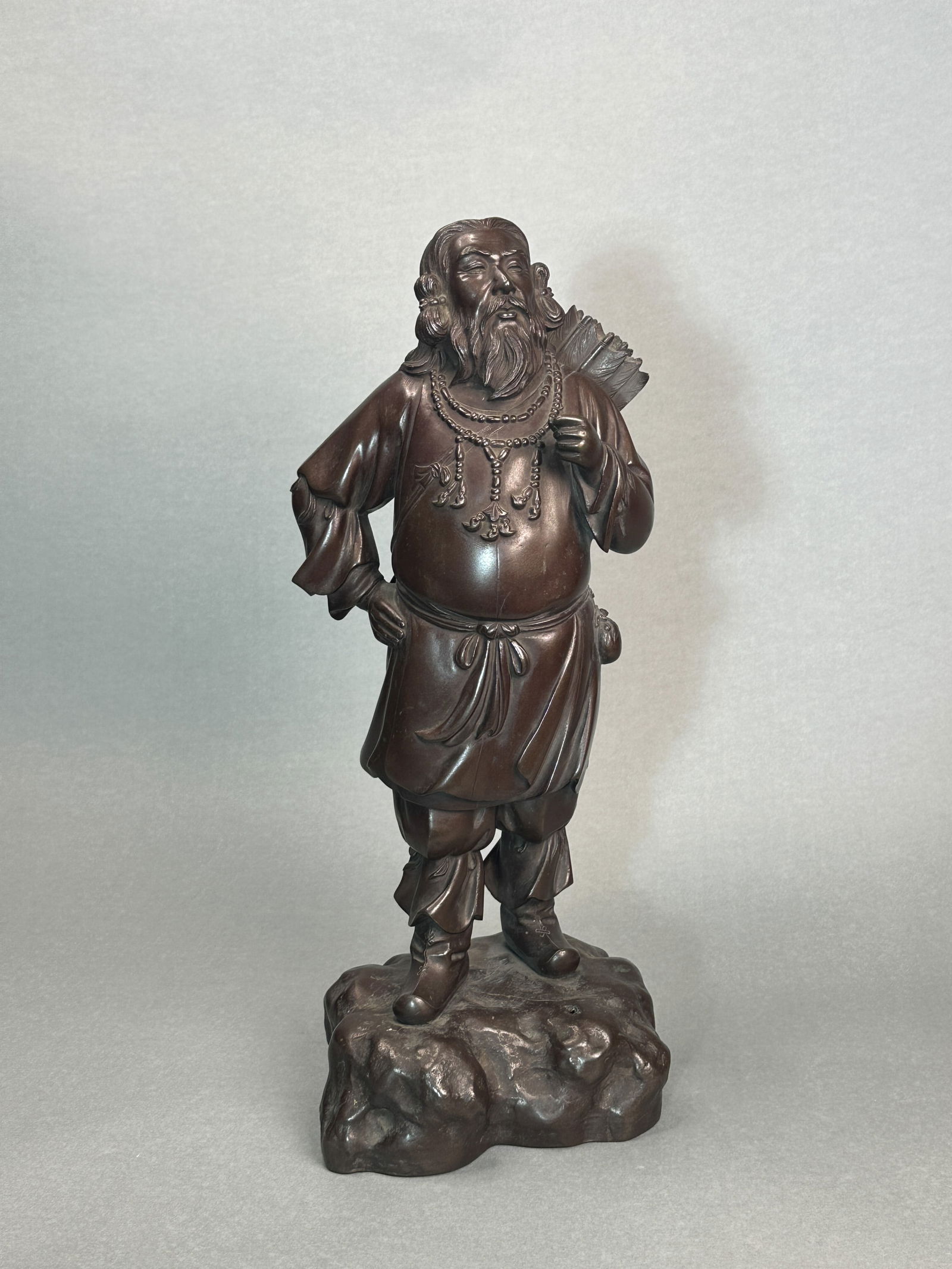 JAPANESE BRONZE SCULPTURE OF A WARRIOR (1 of 8)