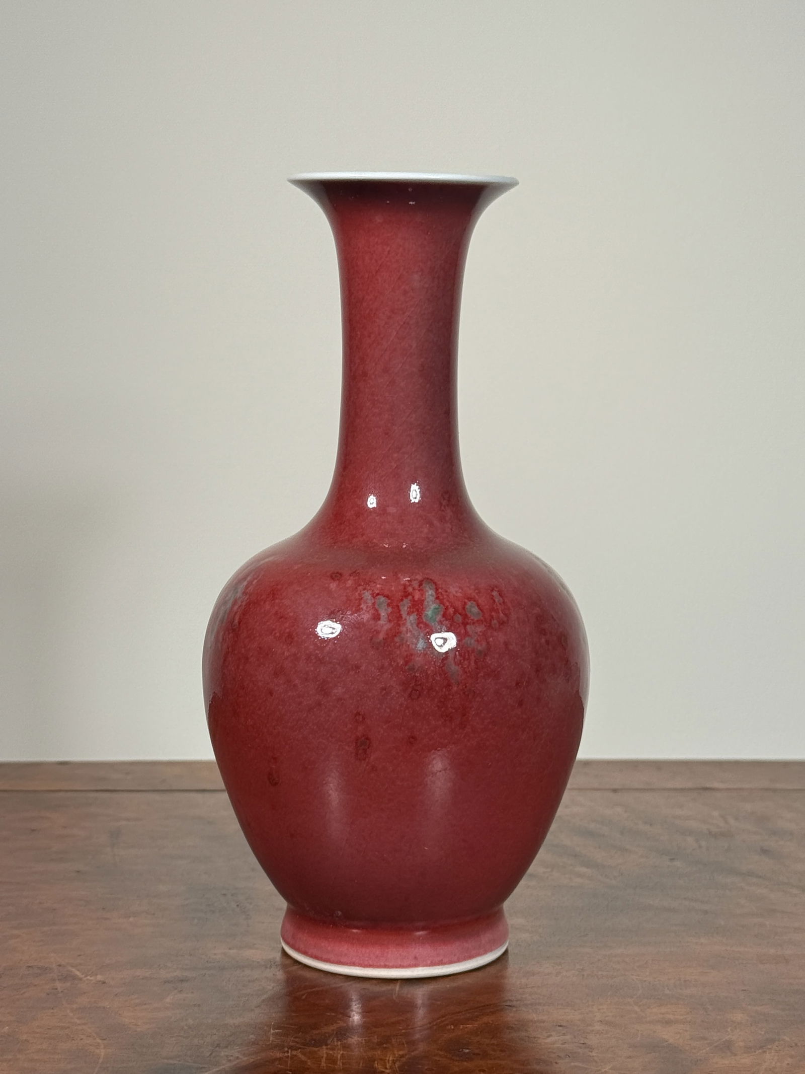 CHINESE COPPER RED PORCELAIN VASE WITH GREEN VARIATION (1 of 11)