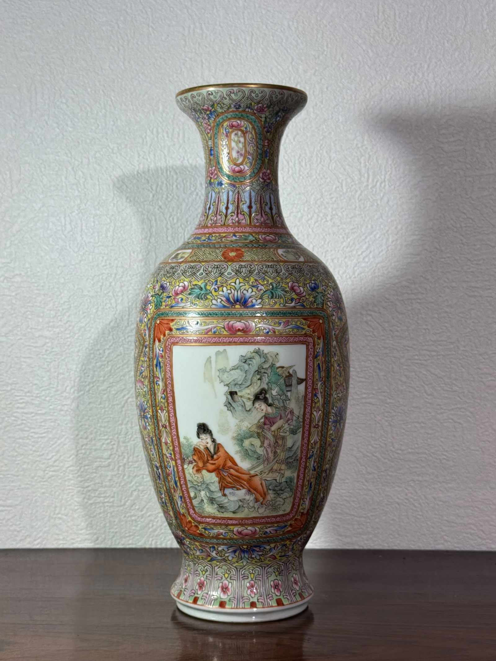 CHINESE FAMILLE ROSE PORCELAIN VASE WITH LADY SCENE: Chinese famille rose porcelain vase with lady in garden scene.Dimensions: Height: 12.2 in. (31.0 cm)Note: This item is in New York, where it can be shipped from.