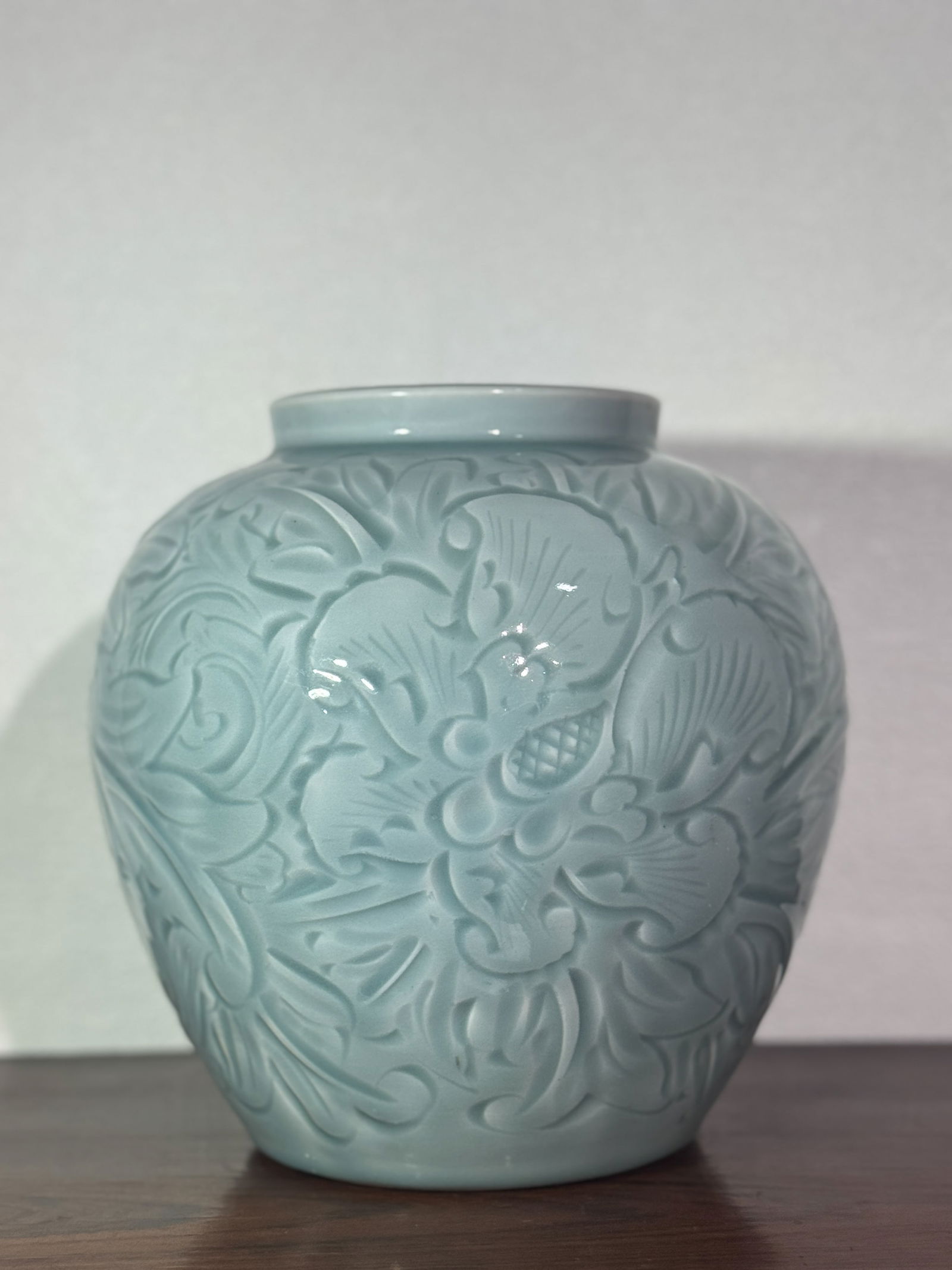 JAPANESE CELADON PORCELAIN VASE WITH INCISED FLORAL DECORATION (1 of 8)