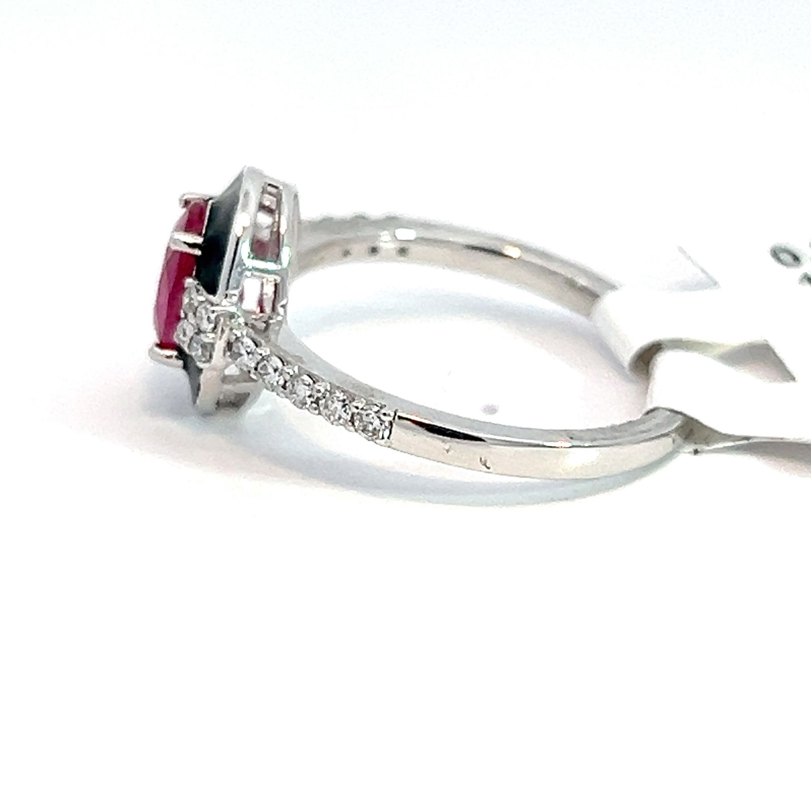 PLATINUM, RUBY AND DIAMOND RING WITH AIGL - 2