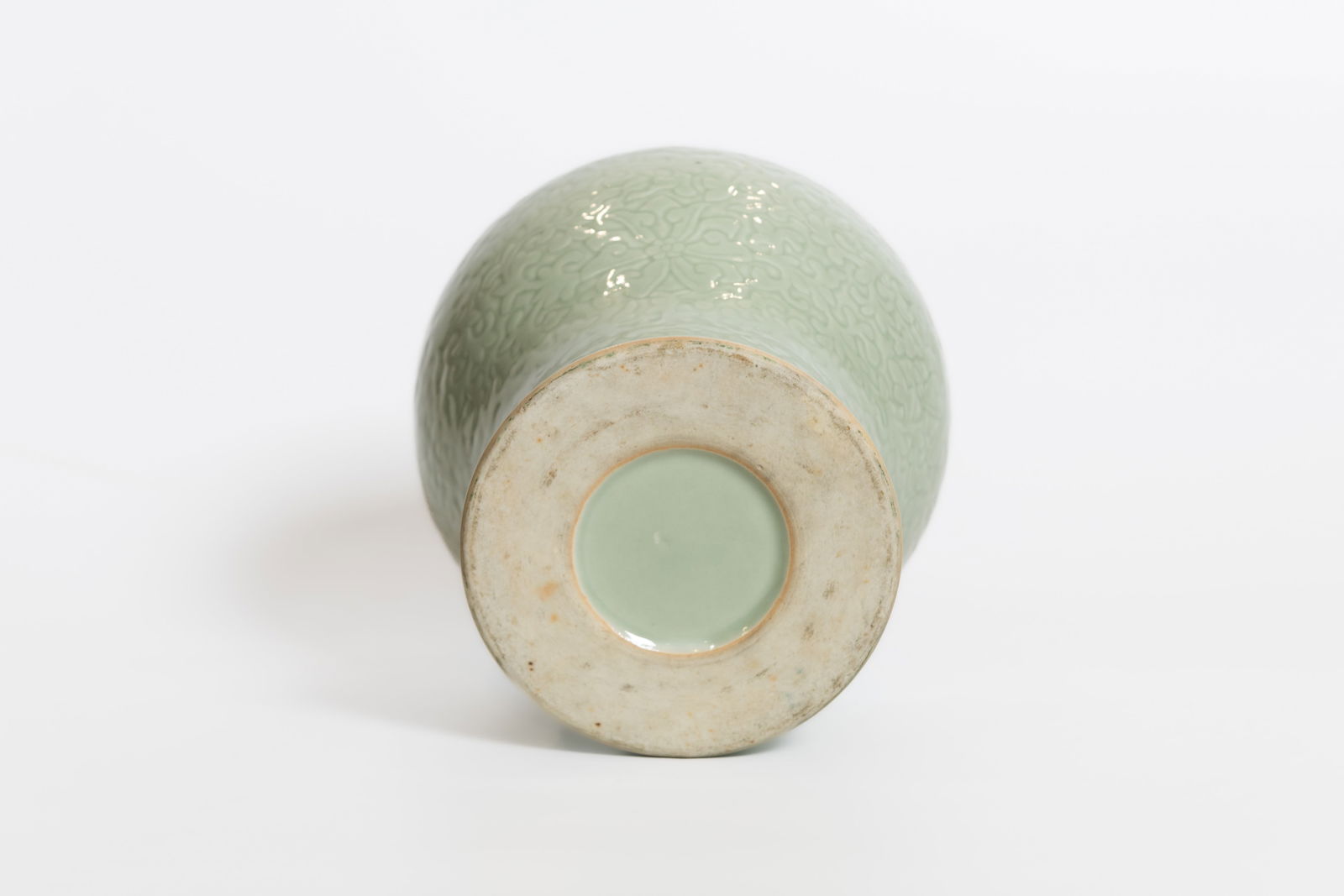 A CELADON VASE - 3