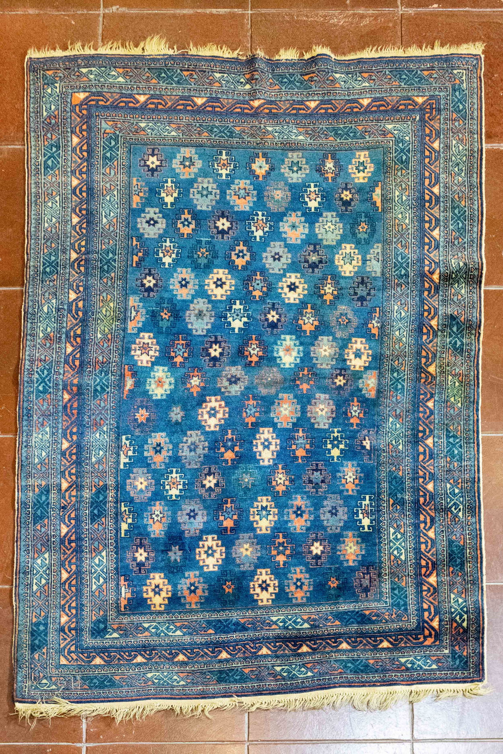 A RUG - 2