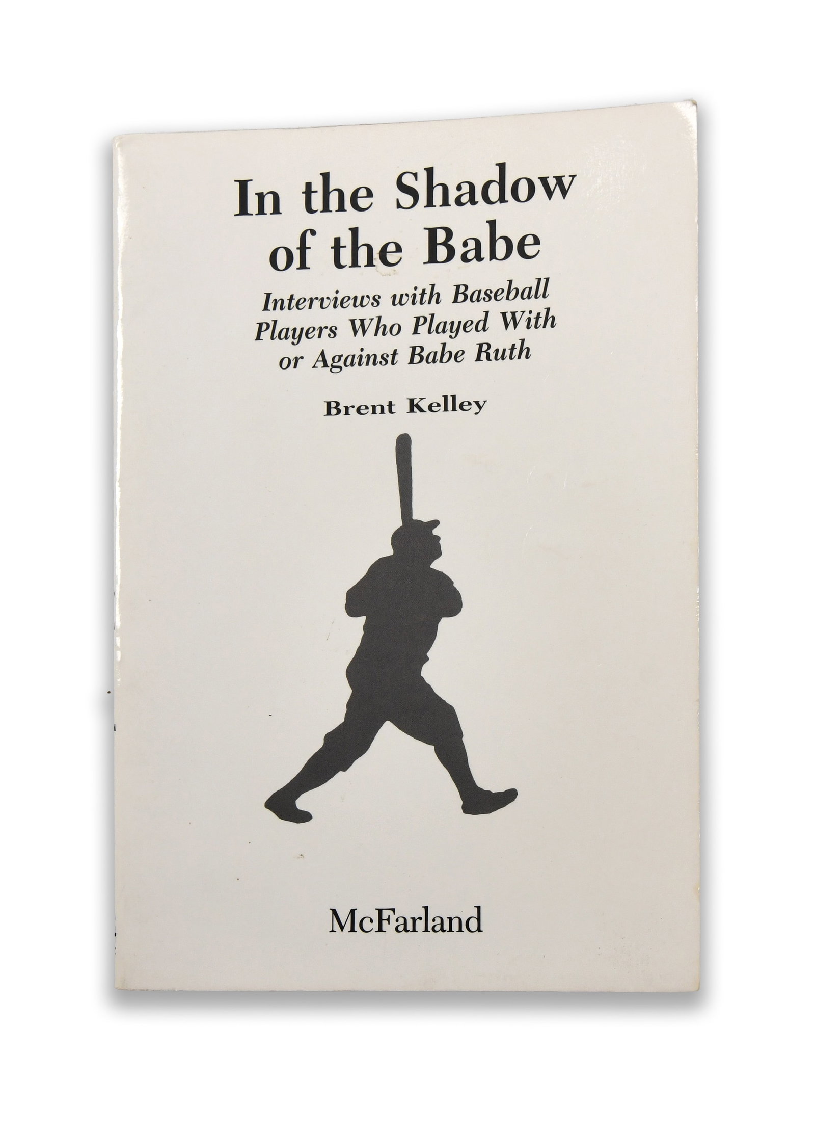 BOOK "IN THE SHADOW OF THE BABE" (BABE RUTH), BEARING SIGNATURES (1 of 4)