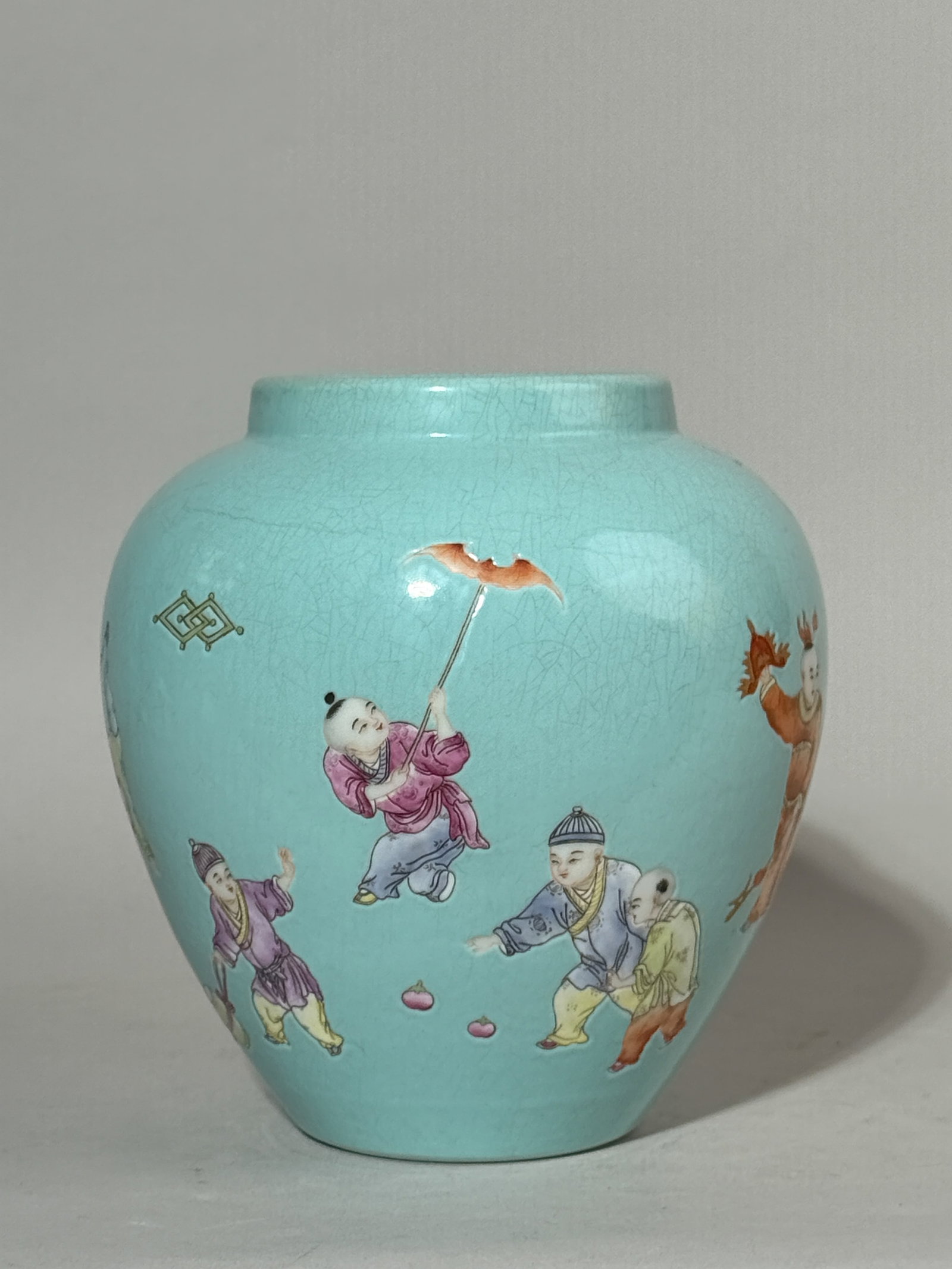 A CHINESE PORCELAIN JAR WITH CHILDREN PLAYING SCENE (1 of 14)