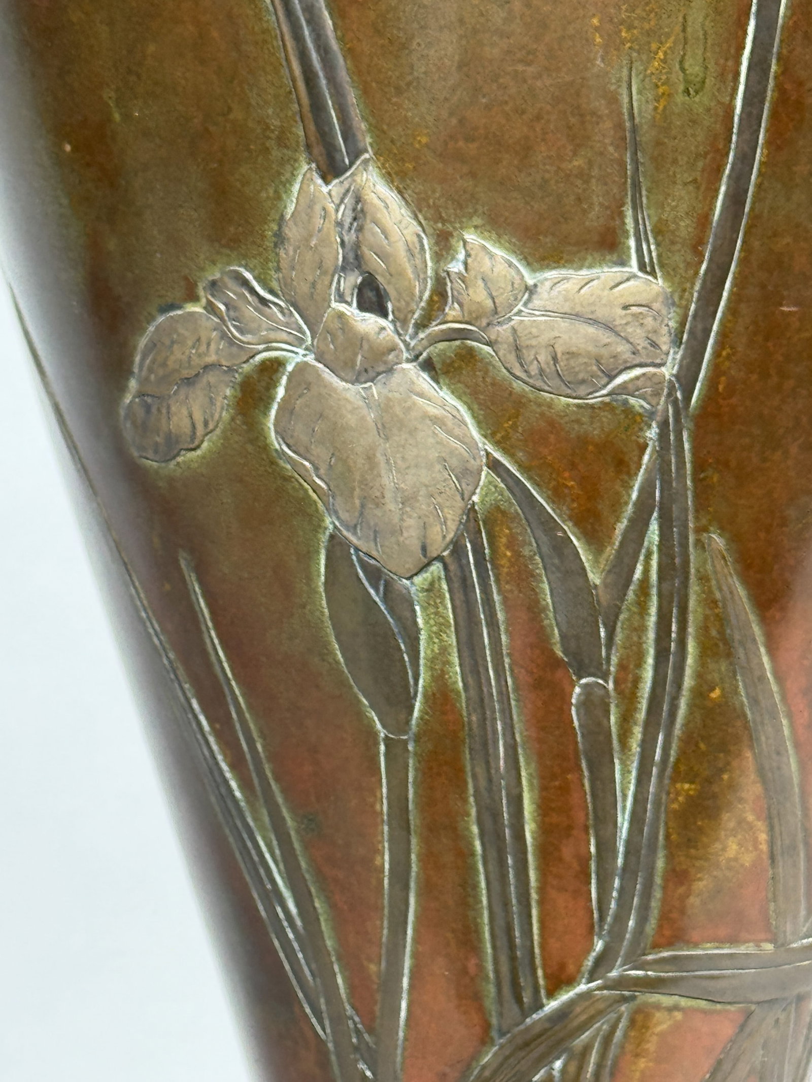A JAPANESE MIXED METAL VASE WITH IRIS DESIGN - 2