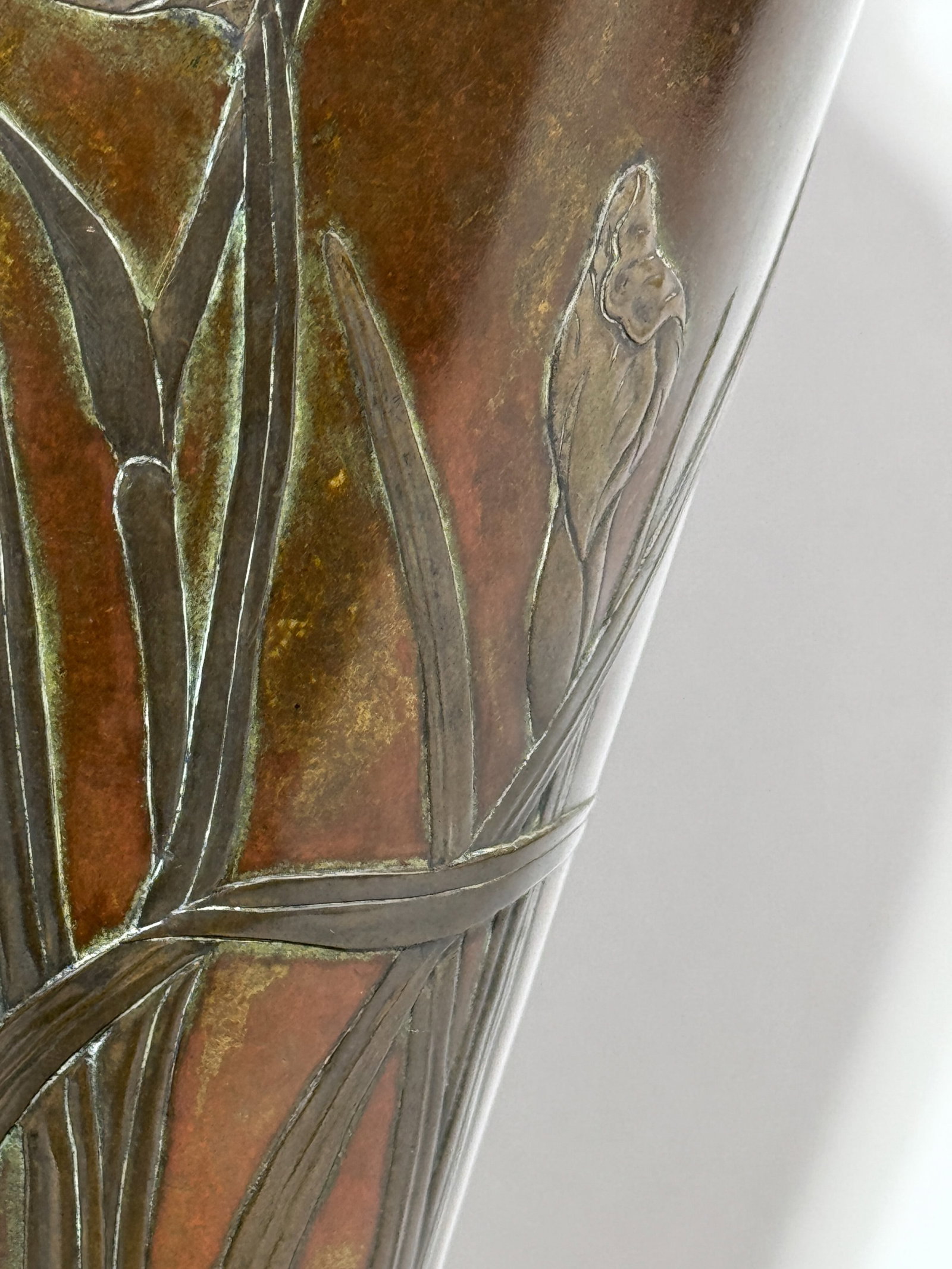 A JAPANESE MIXED METAL VASE WITH IRIS DESIGN - 5