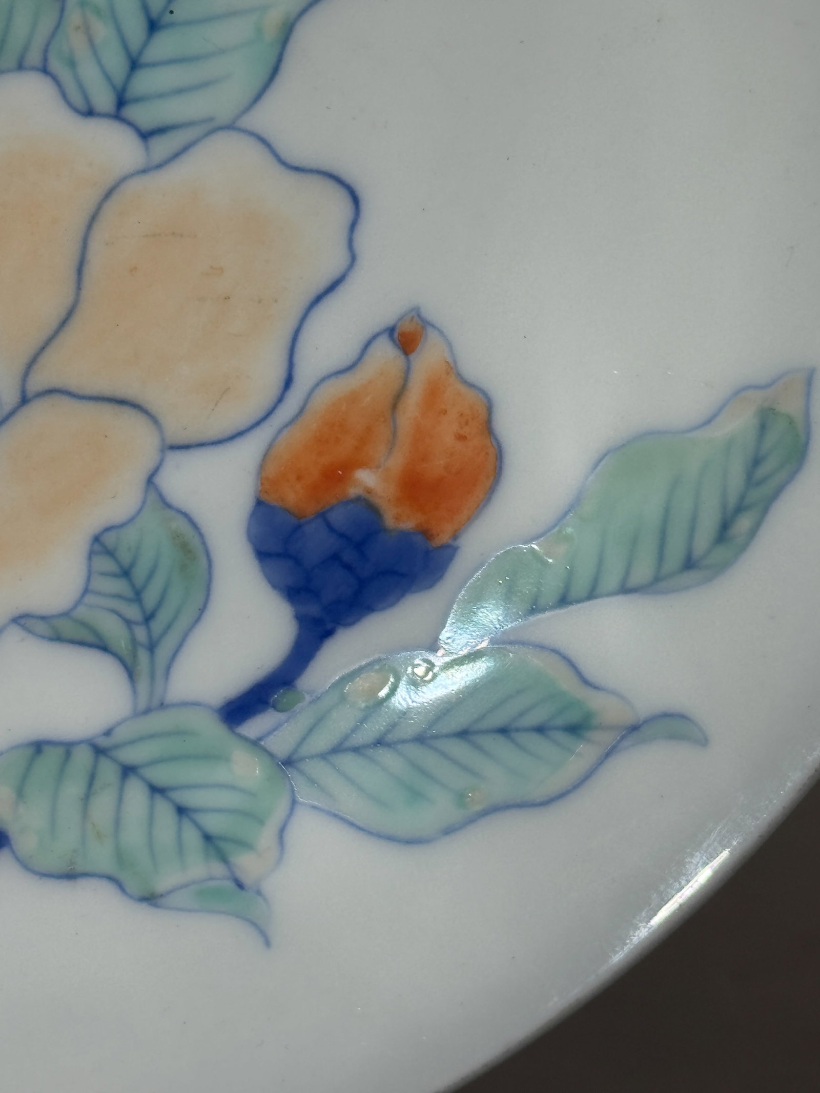 A JAPANESE NABESHIMA PORCELAIN DISH WITH PEONY - 4