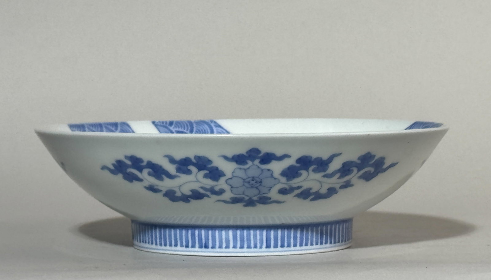 A JAPANESE NABESHIMA PORCELAIN DISH WITH PEONY - 5