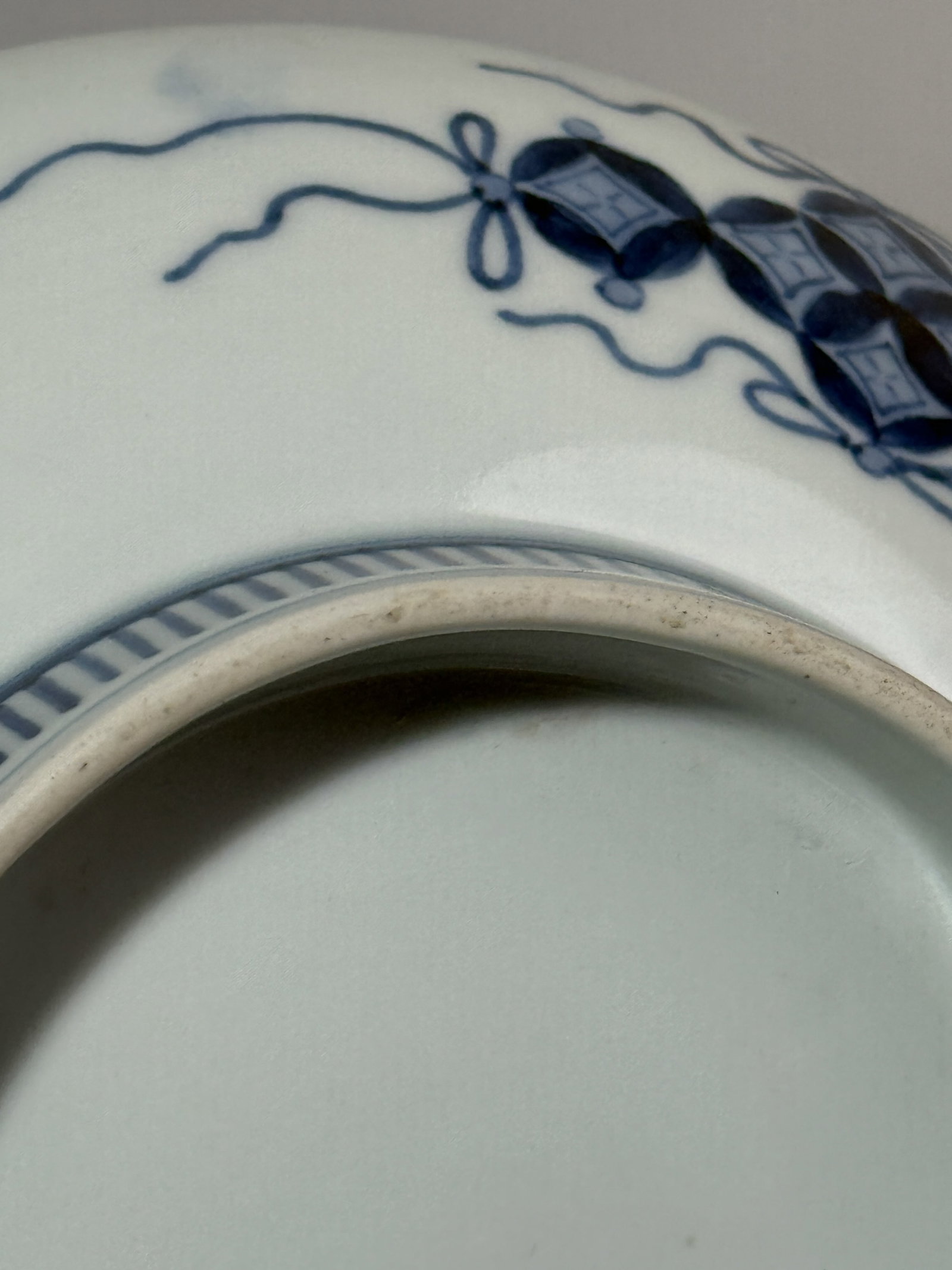 A JAPANESE BLUE AND WHITE NABESHIMA PORCELAIN DISH - 12