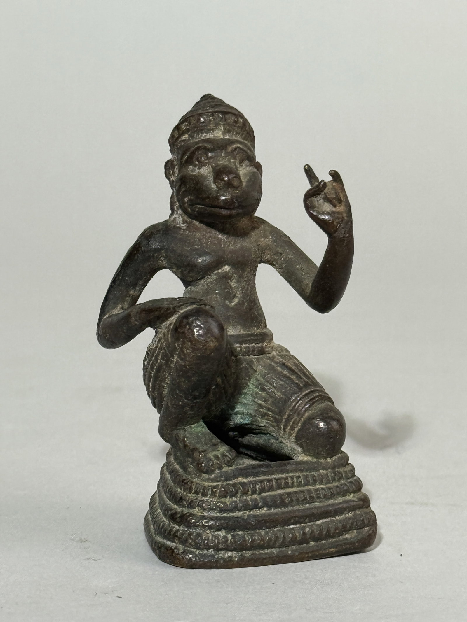AN ANTIQUE INDIAN BRONZE OF A HANUMAN (1 of 8)