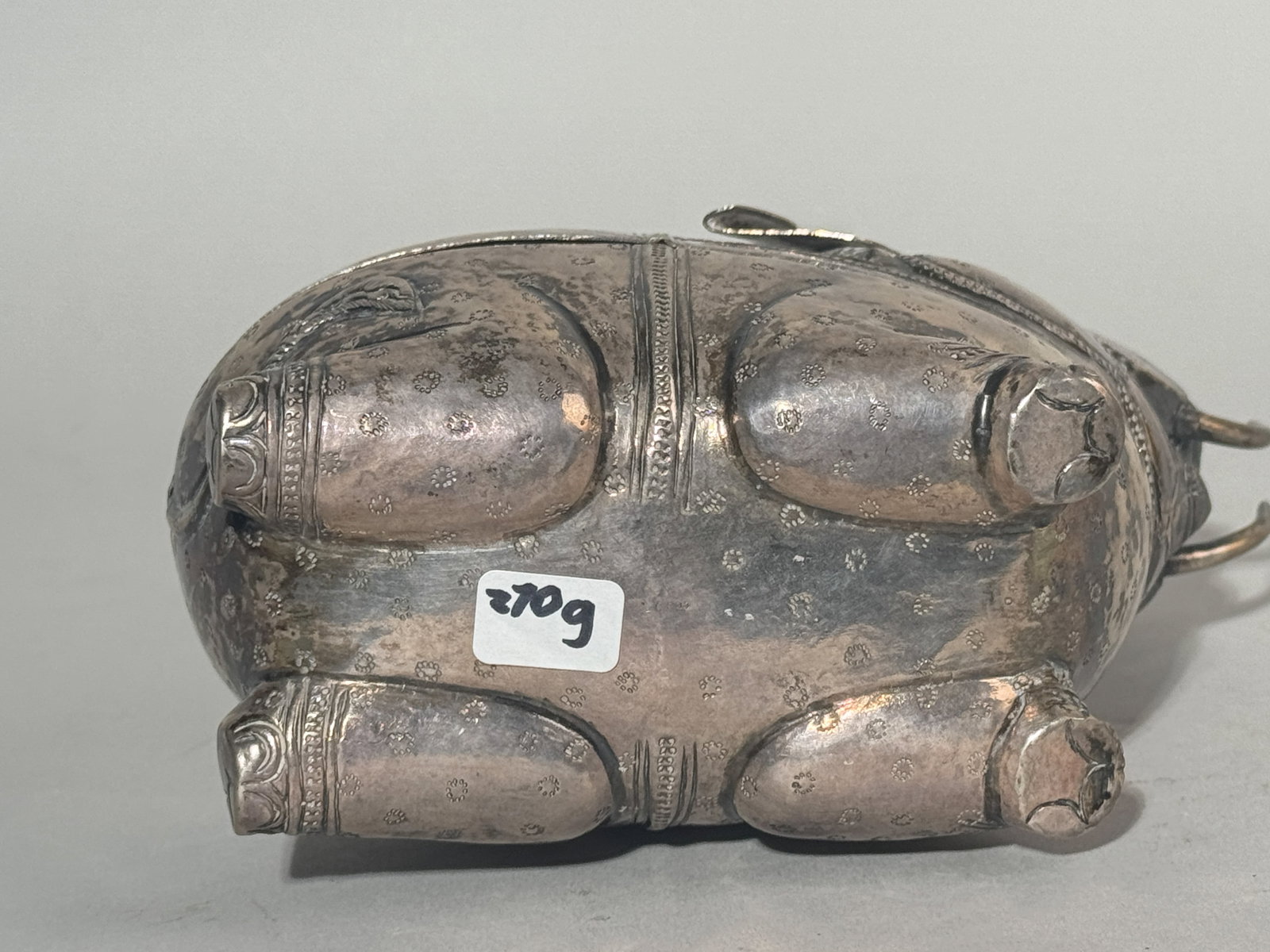 AN ANTIQUE SIAMESE SILVER ELEPHANT BOX - 6