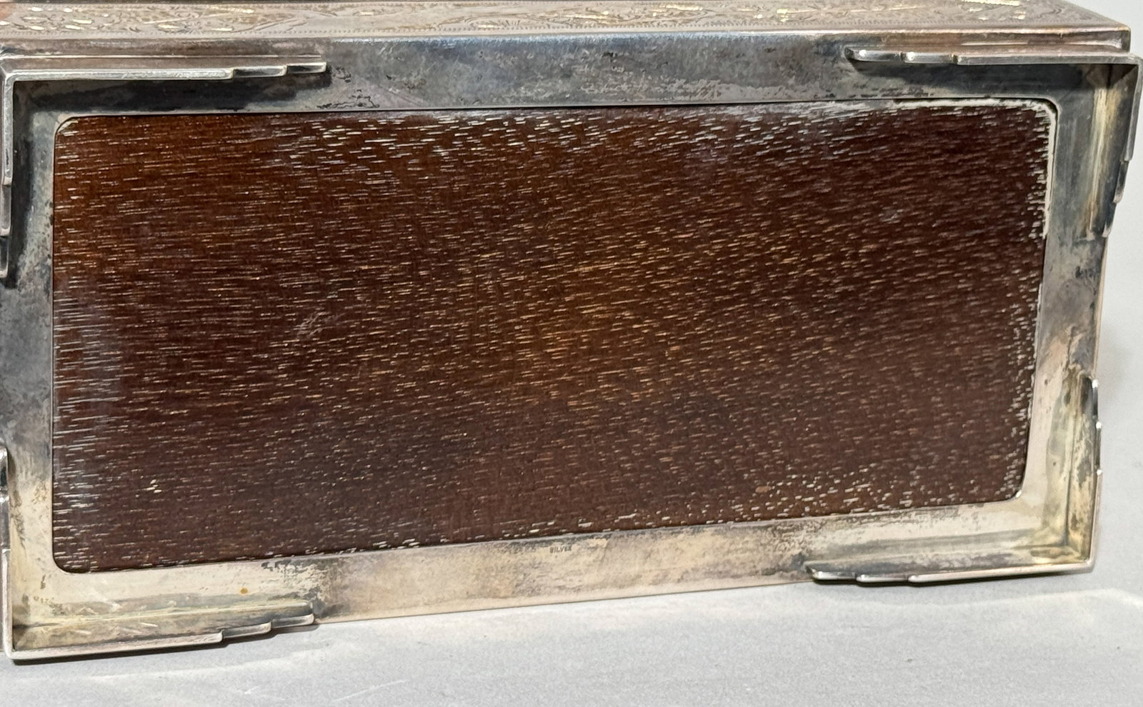 A JAPANESE SILVER BOX WITH PLUM BLOSSOM - 5