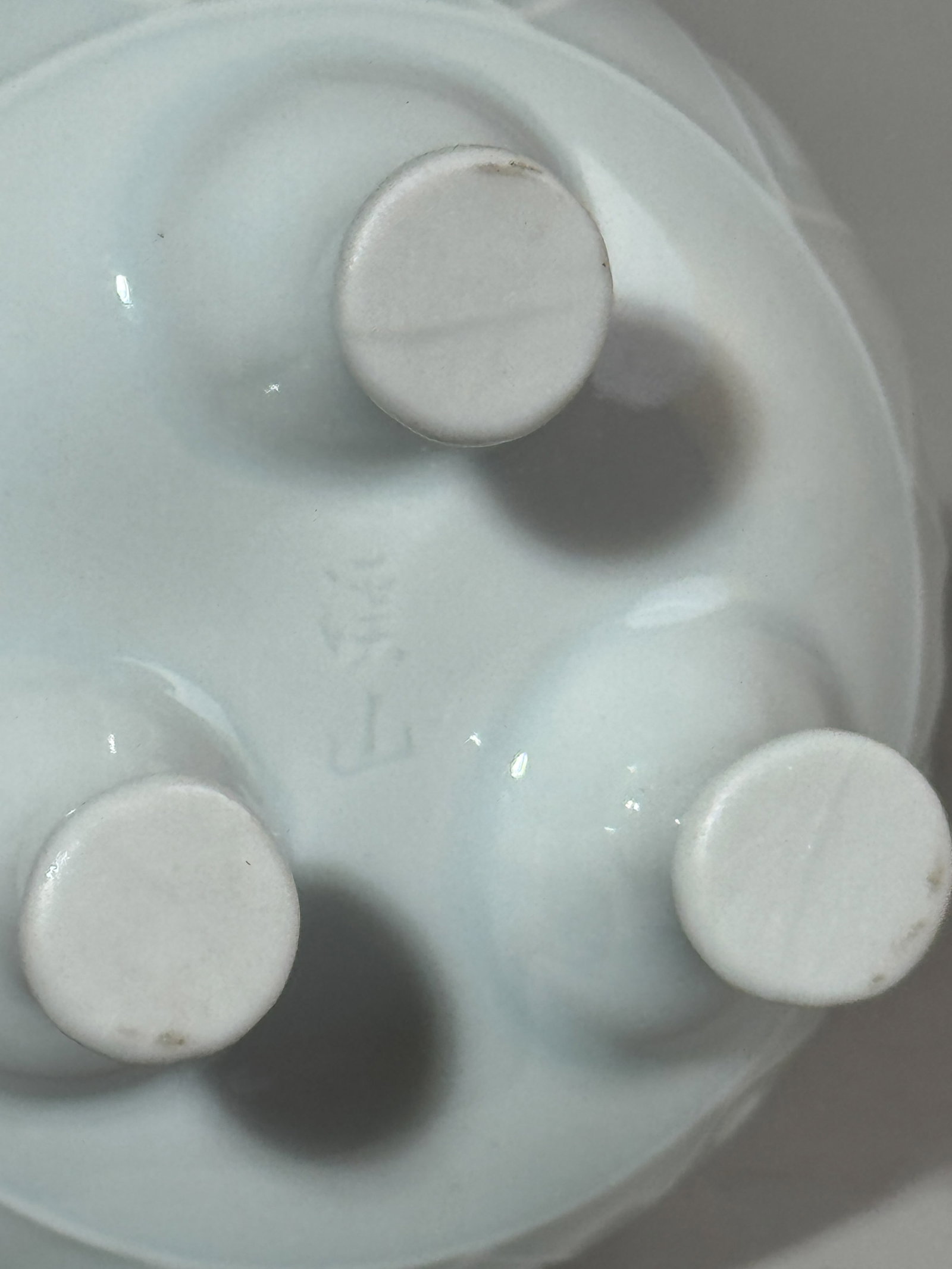 A JAPANESE STUDIO PORCELAIN CENSER WITH BOX - 10