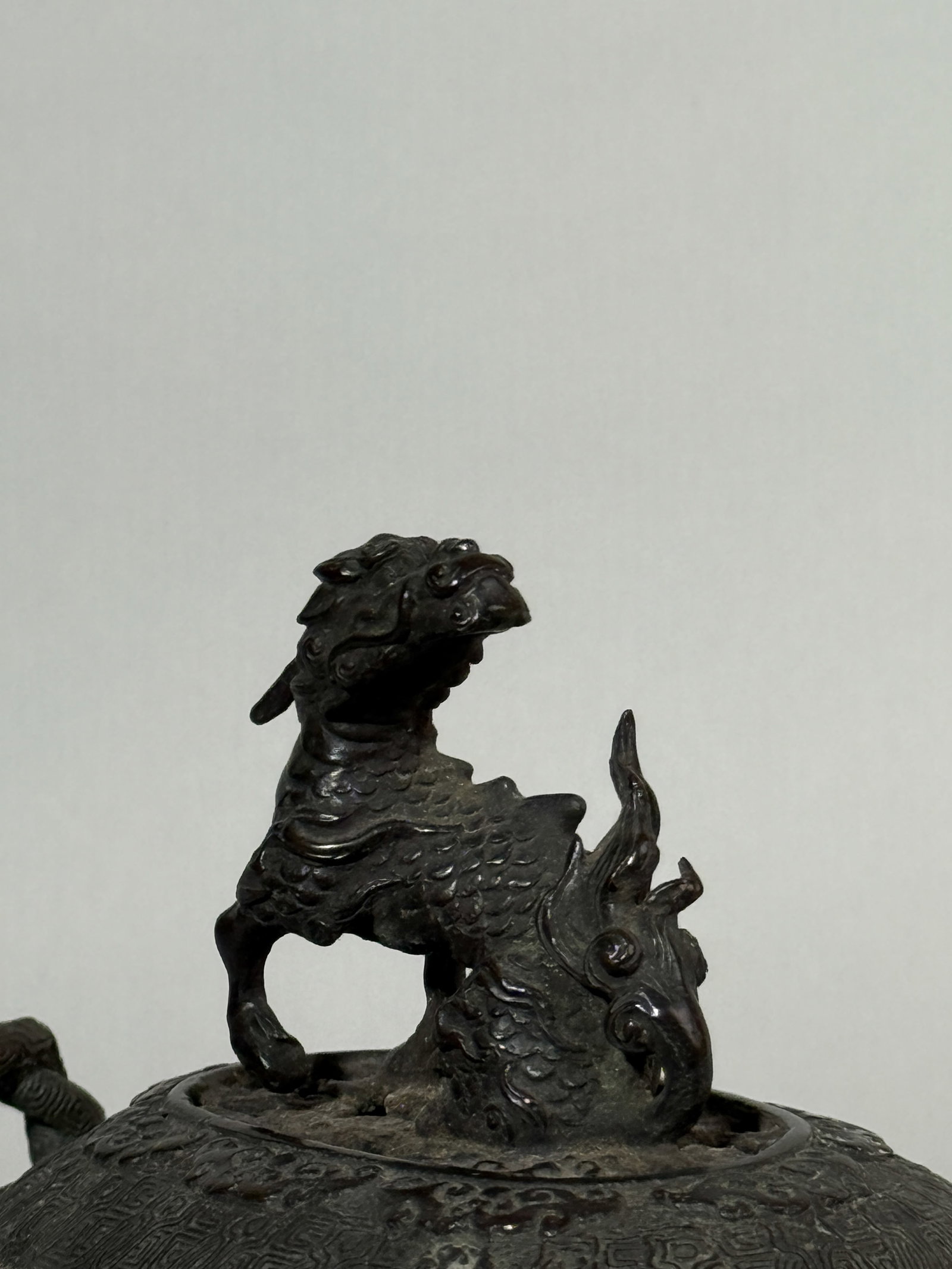 JAPANESE MEIJI BRONZE CENSER WITH KIRIN FINIAL - 6