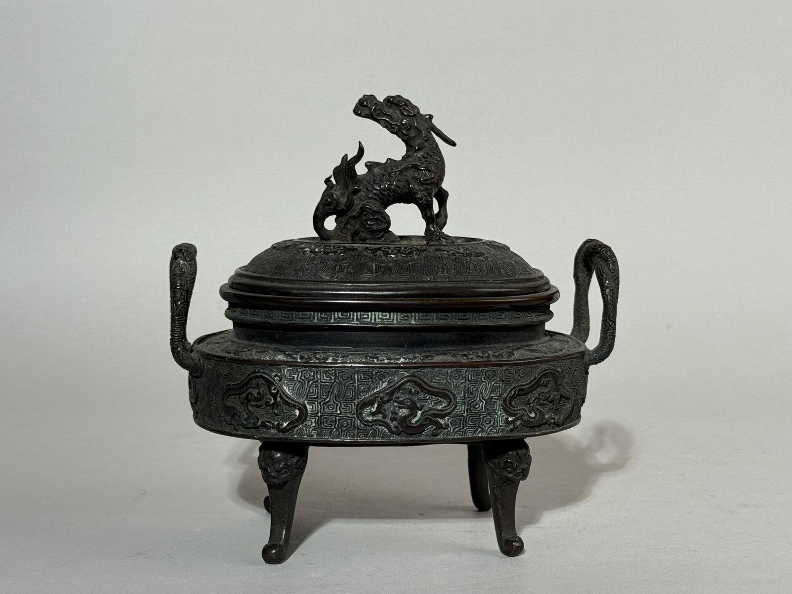 JAPANESE MEIJI BRONZE CENSER WITH KIRIN FINIAL - 8