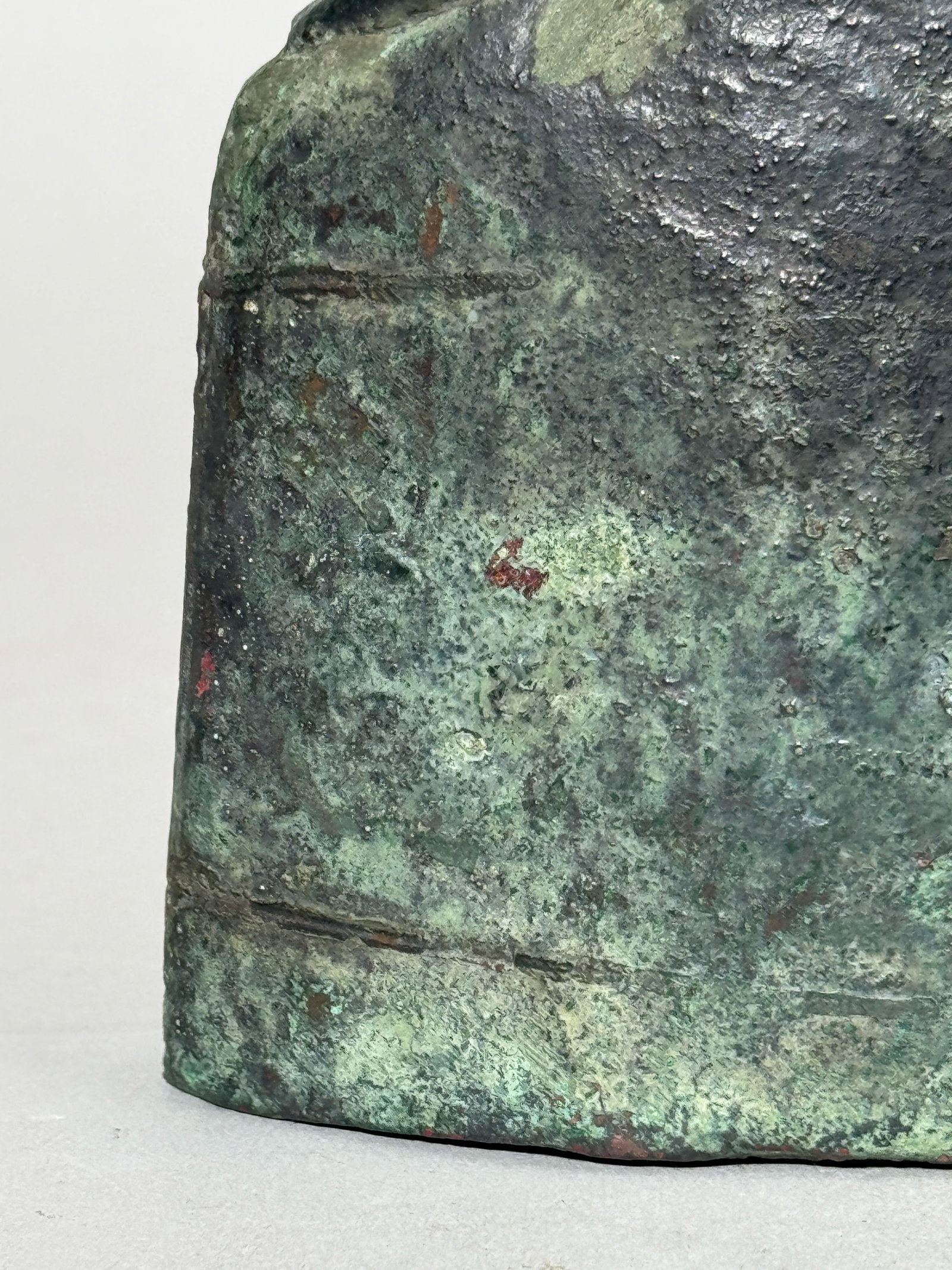 JAPANESE BRONZE SEATED KUANYIN - 6