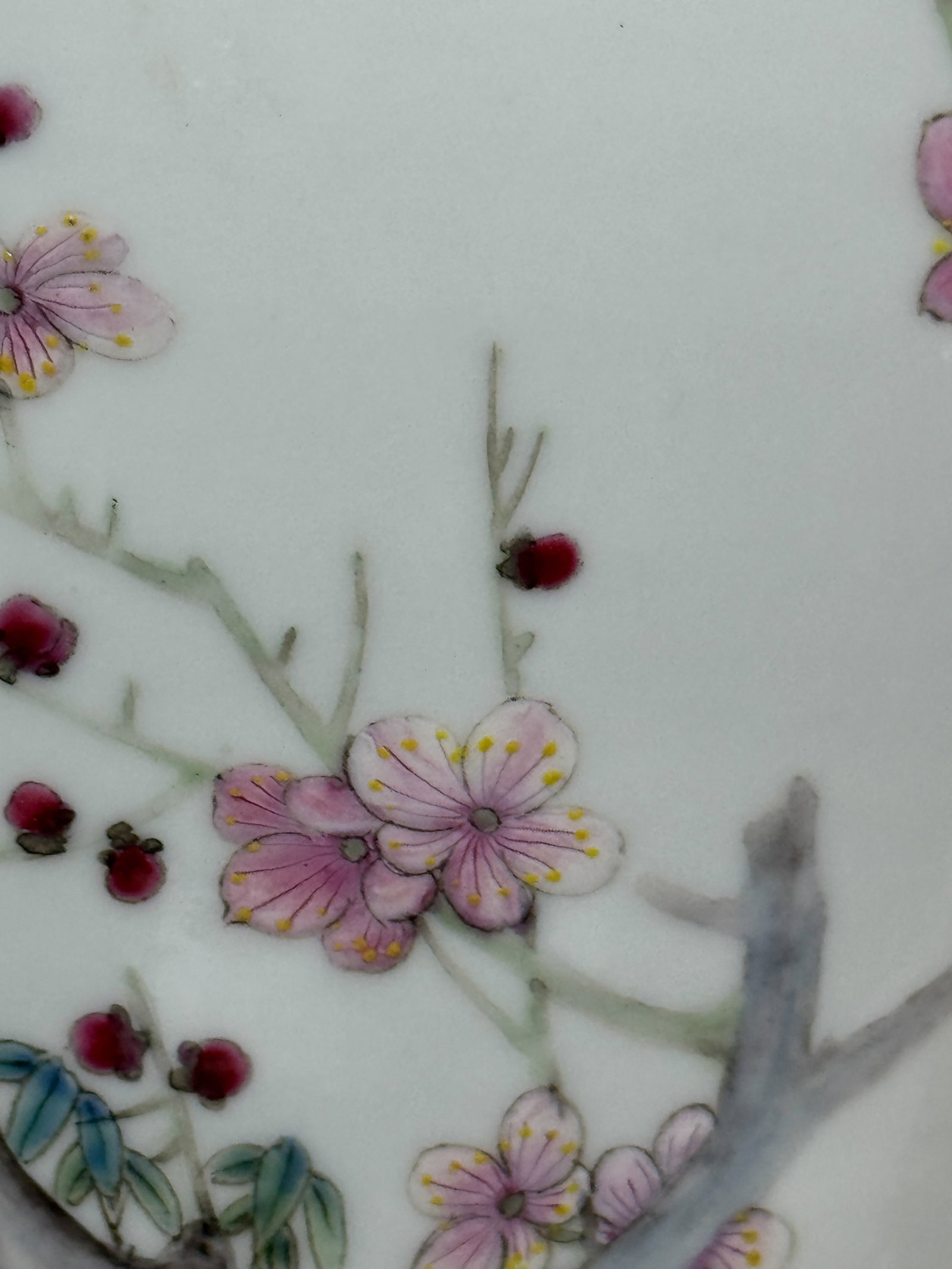 CHINESE FAMILLE ROSE PORCELAIN VASE LAMP WITH BIRD MOTIF - 10