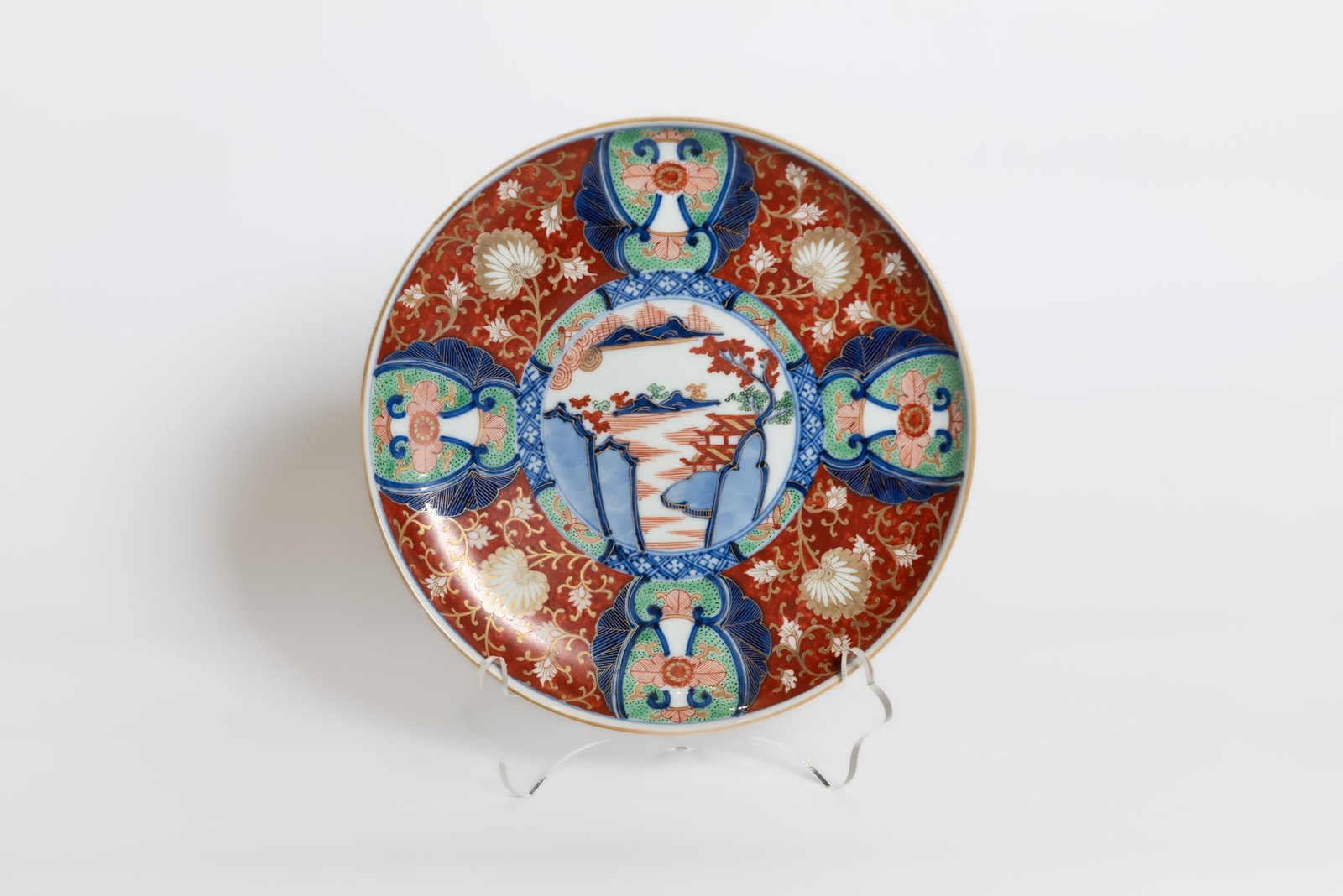 (LOT OF 5) A GROUP OF JAPANESE IMARI STYLE DISHES - 2