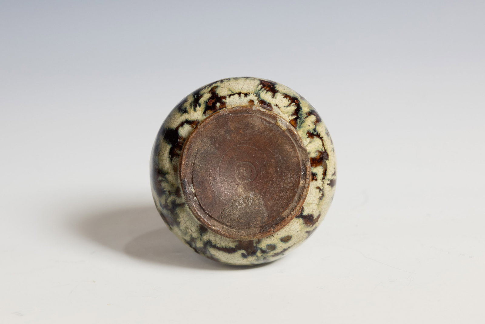A Shiwan Ware Flambe-Glazed Vase, Qing Dynasty - 6