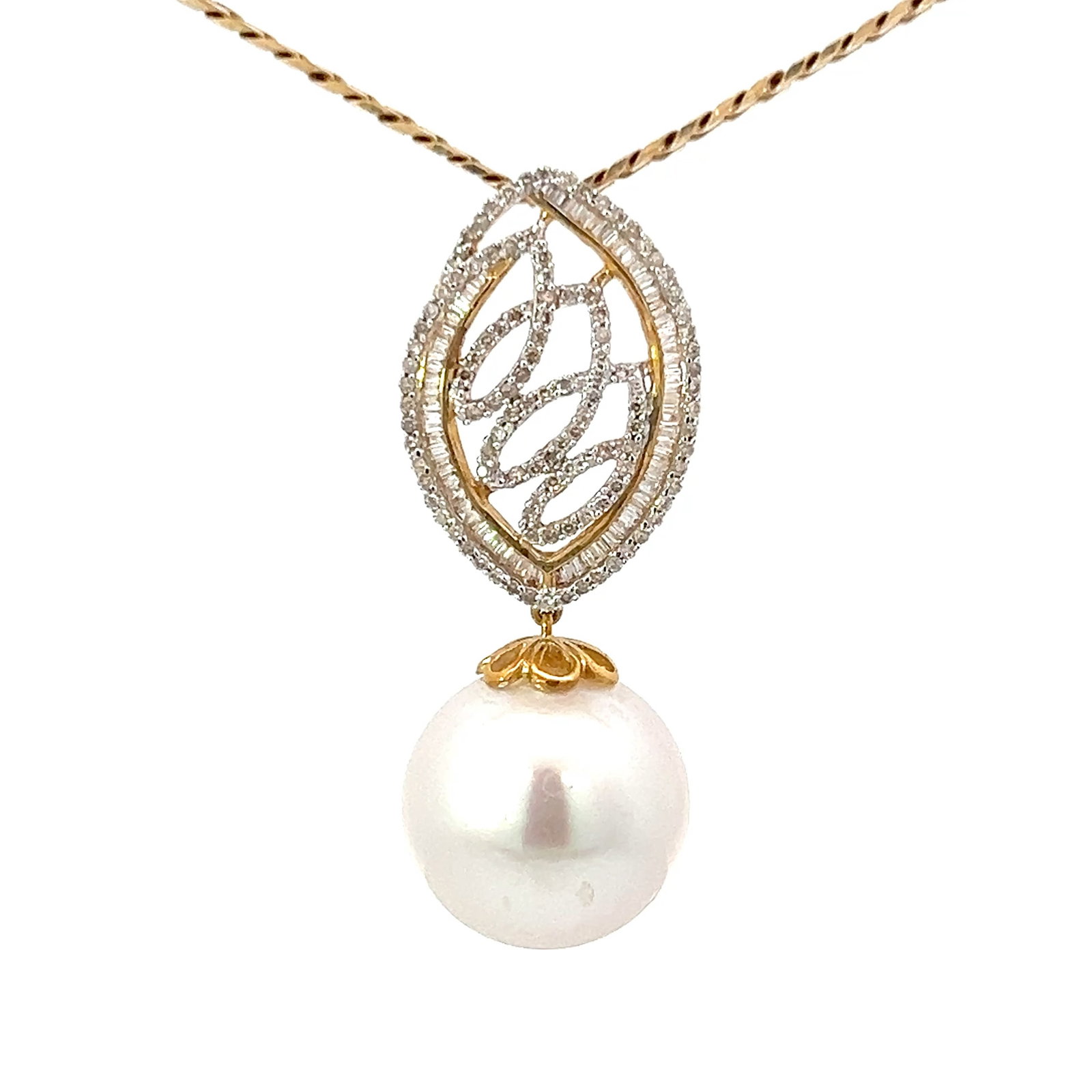 PEARL, DIAMOND AND GOLD PENDANT AND NECKLACE CHAIN: Pearl, diamond and 9K gold pendant and necklace chain, with hallmark 375. Pearl: 0.67"d (1.7 cm); pendant (with pearl): 1.77"h x 0.67"w (4.5 x 1.7 cm); necklace: 22.05"l (56 cm)