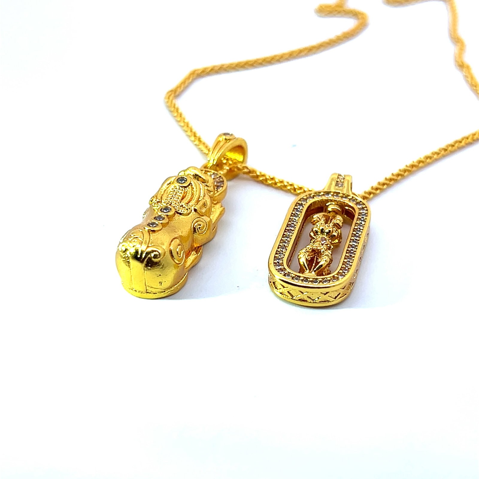 GOLD-PLATED SILVER NECKLACE AND PENDANT - 5