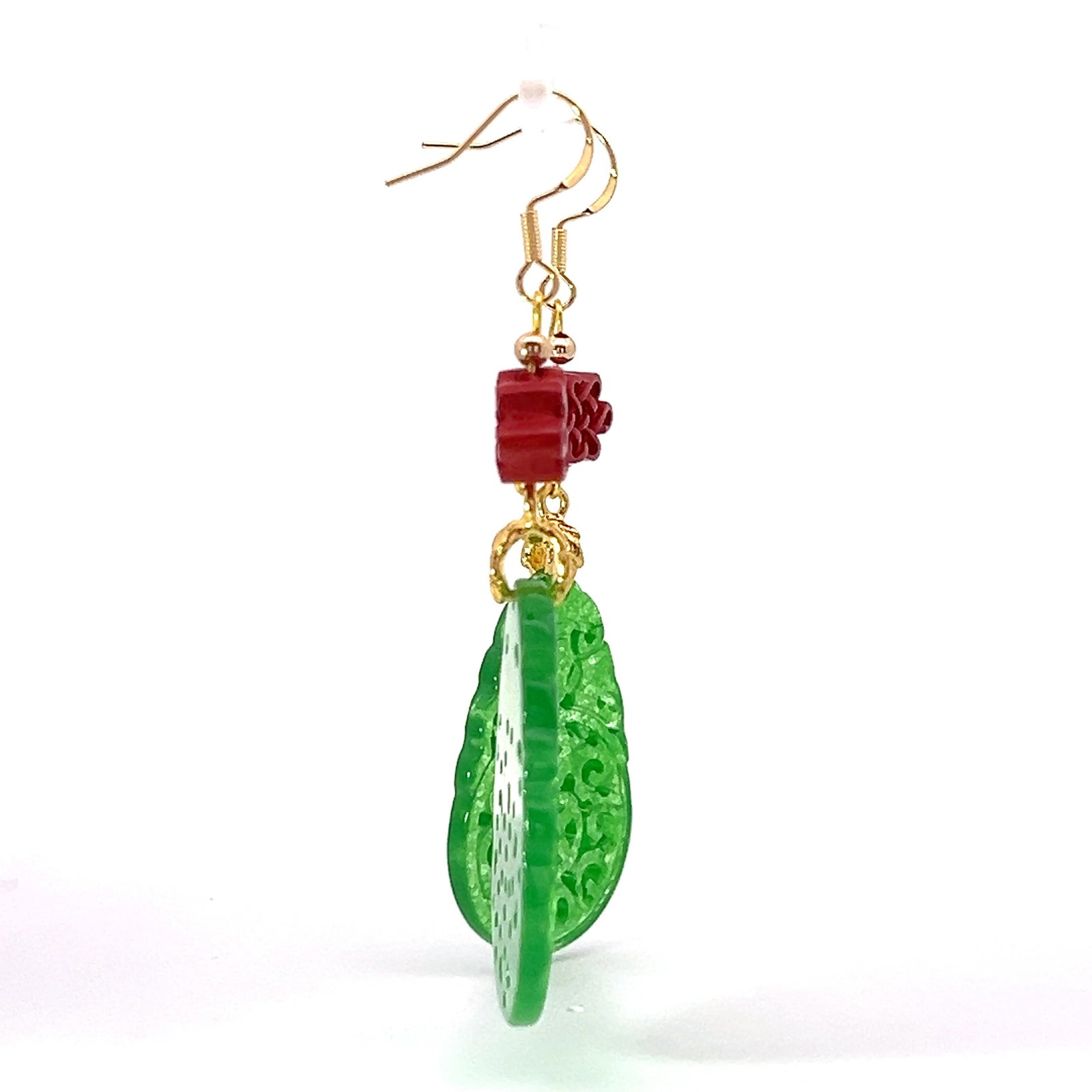 PAIR OF JADEITE AND GOLD-PLATED EARRINGS - 5