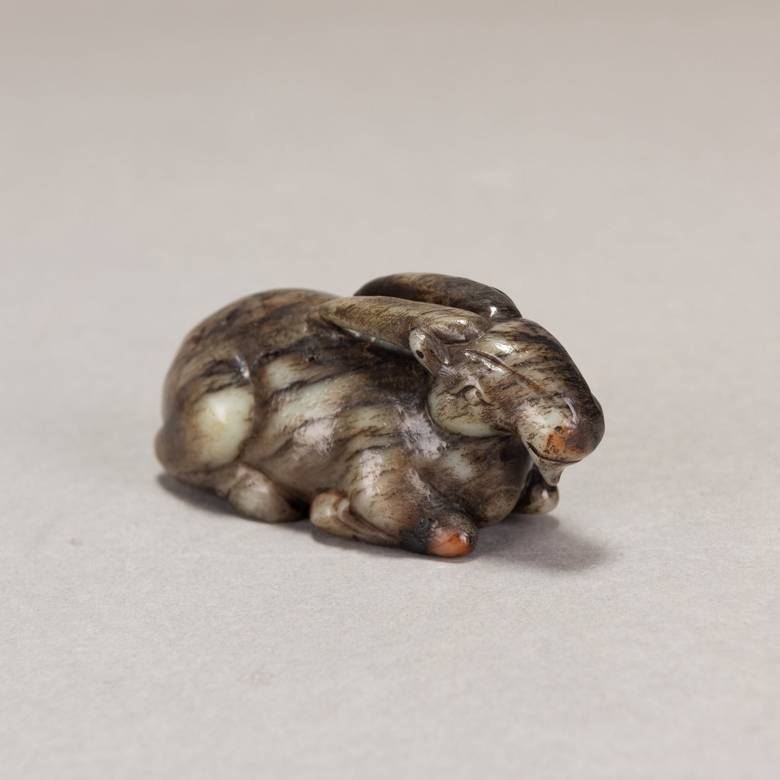 EARLY CHINESE JADE CARVING OF A GOAT - 2