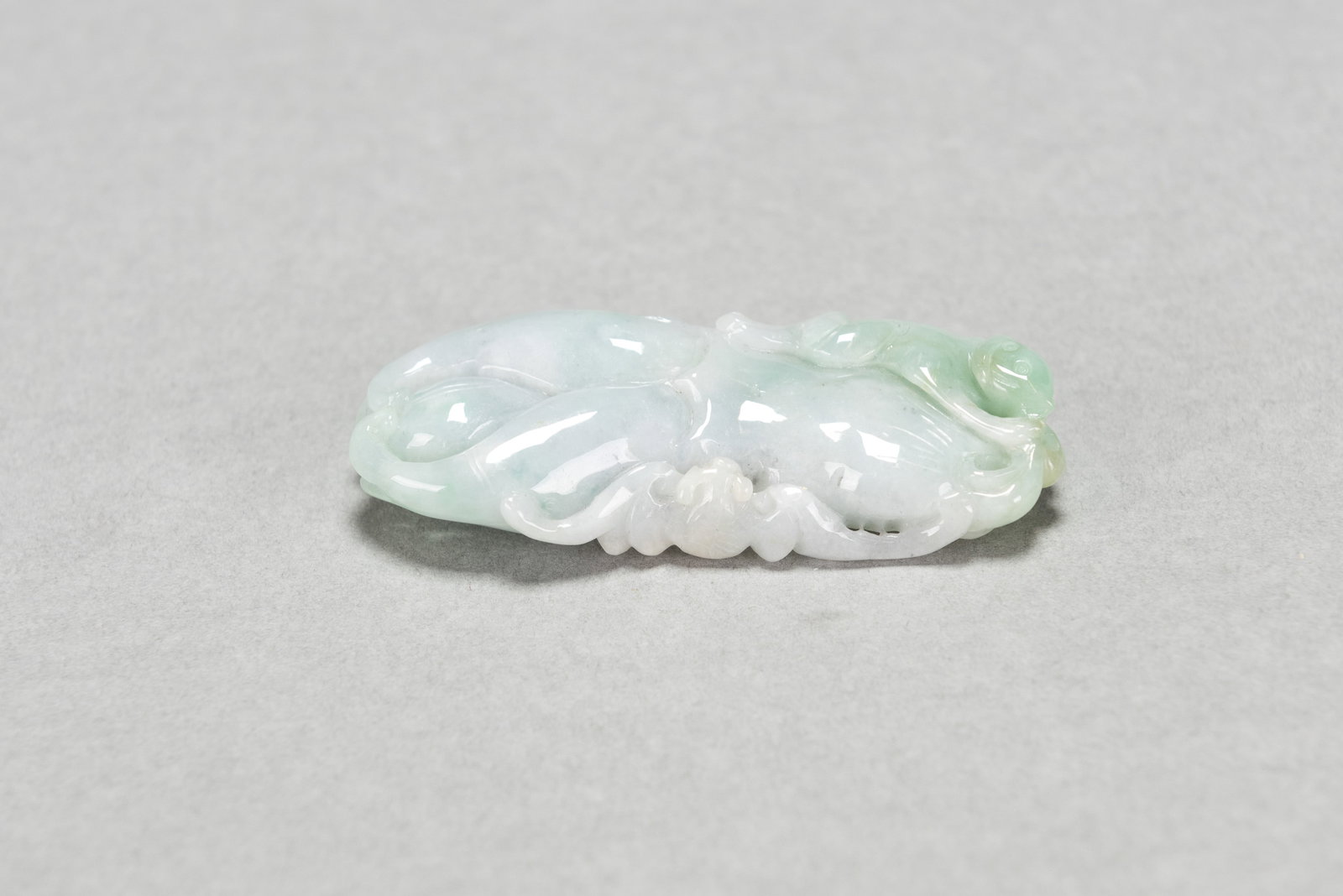 CARVED JADEITE PENDANT - 3