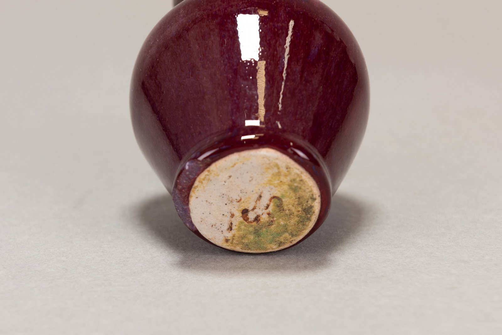 A CHINESE FLAMBE-GLAZED PORCELAIN VASE - 7