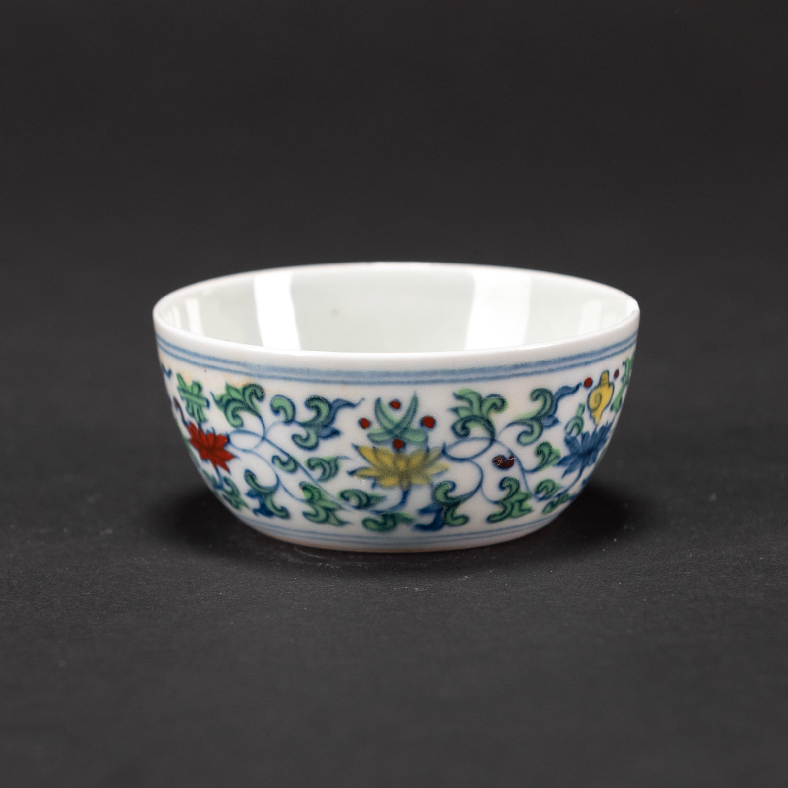 A DOUCAI 'LOTUS' CUP, CHENGHUA MARK (1 of 10)