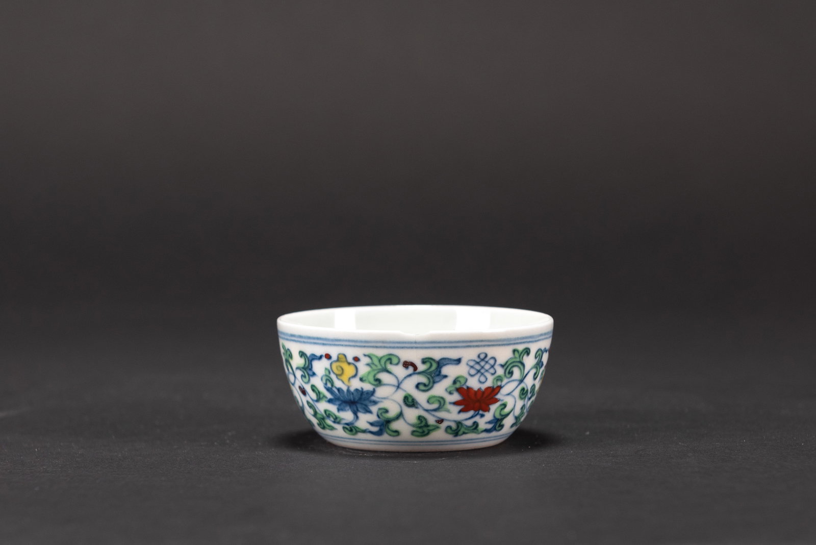 A DOUCAI 'LOTUS' CUP, CHENGHUA MARK - 3