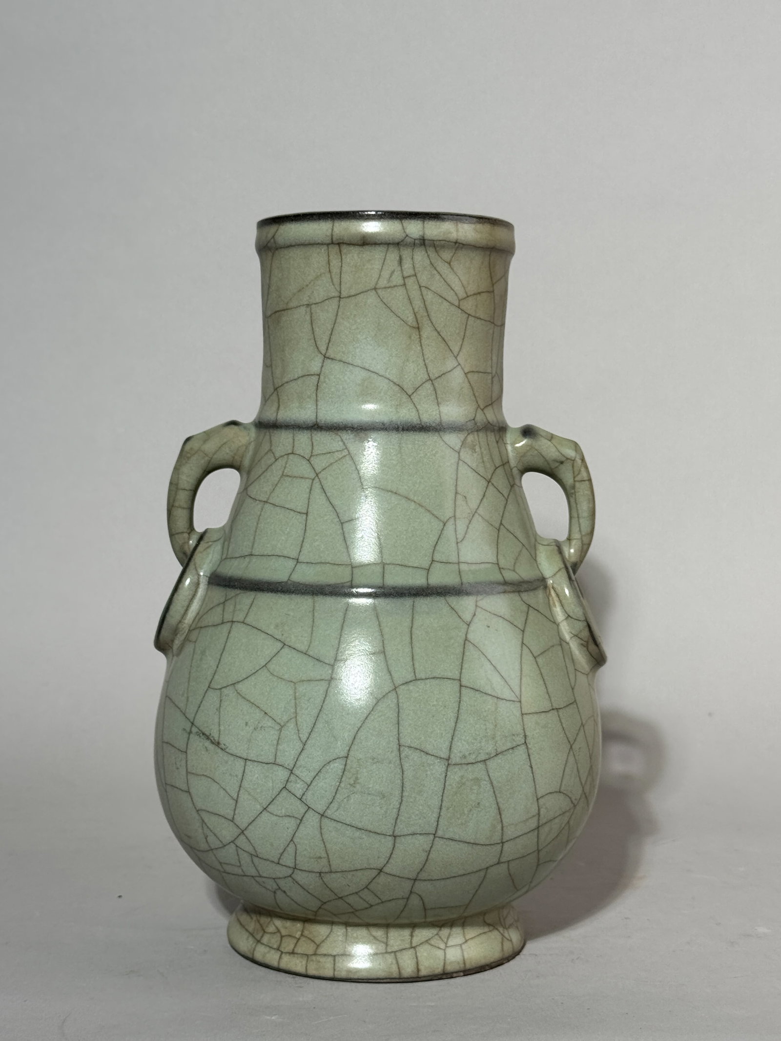 CHINESE GUAN CRACKLE PORCELAIN VASE WITH DOUBLE HANDLES (1 of 11)