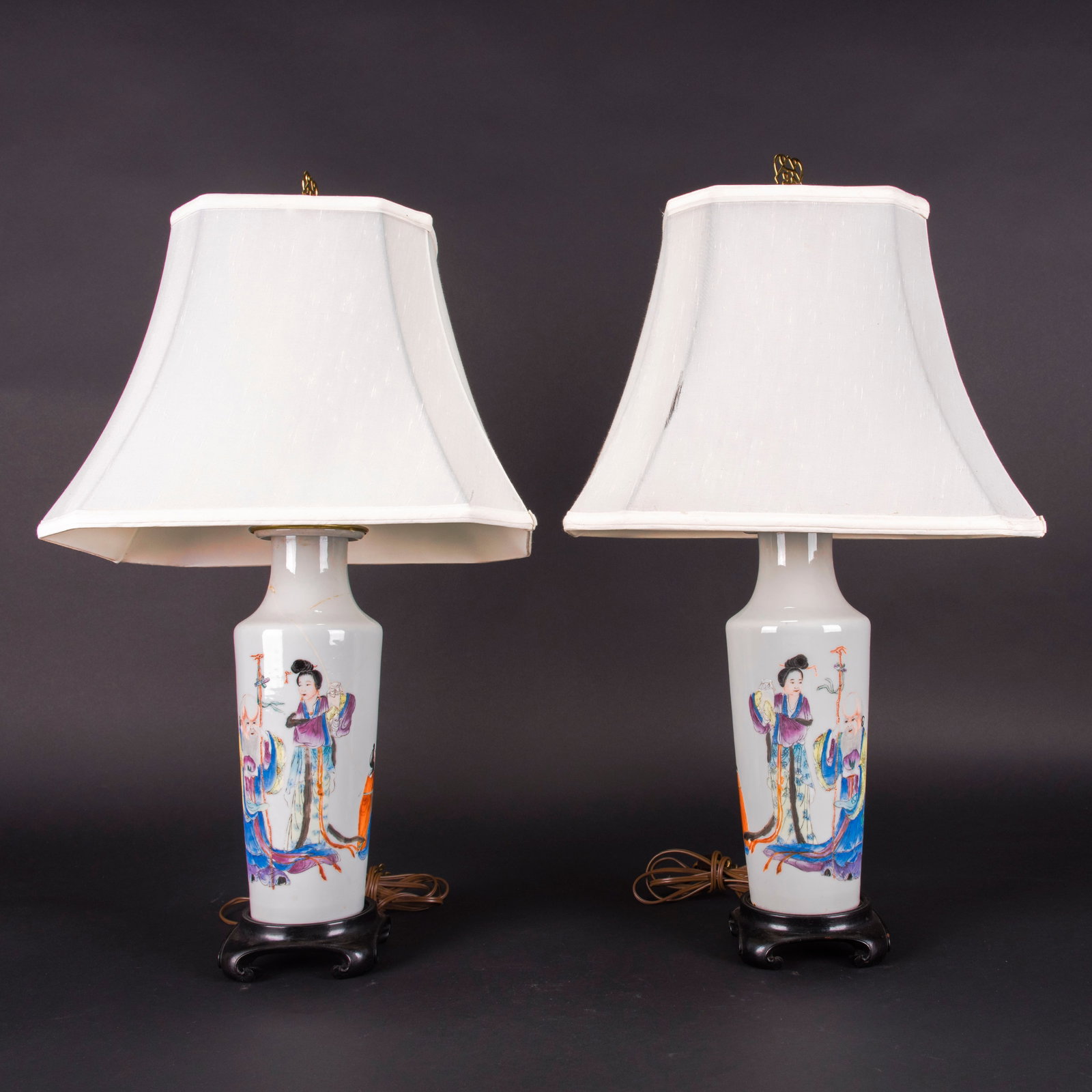 A PAIR OF FAMILLE ROSE "FIGURAL" VASES, MOUNTED AS LAMPS: A pair of famille rose "figural" vases, mounted as lamps. 69 x 40 x 28 cm Provenance: Estate Sale from Reno, NV.