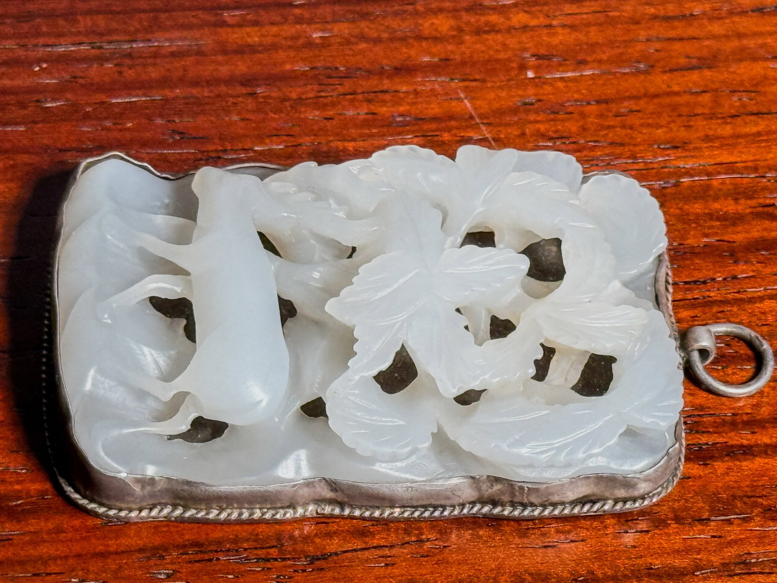 CHINESE WHITE JADE PLAQUE WITH DEER SCENE - 4