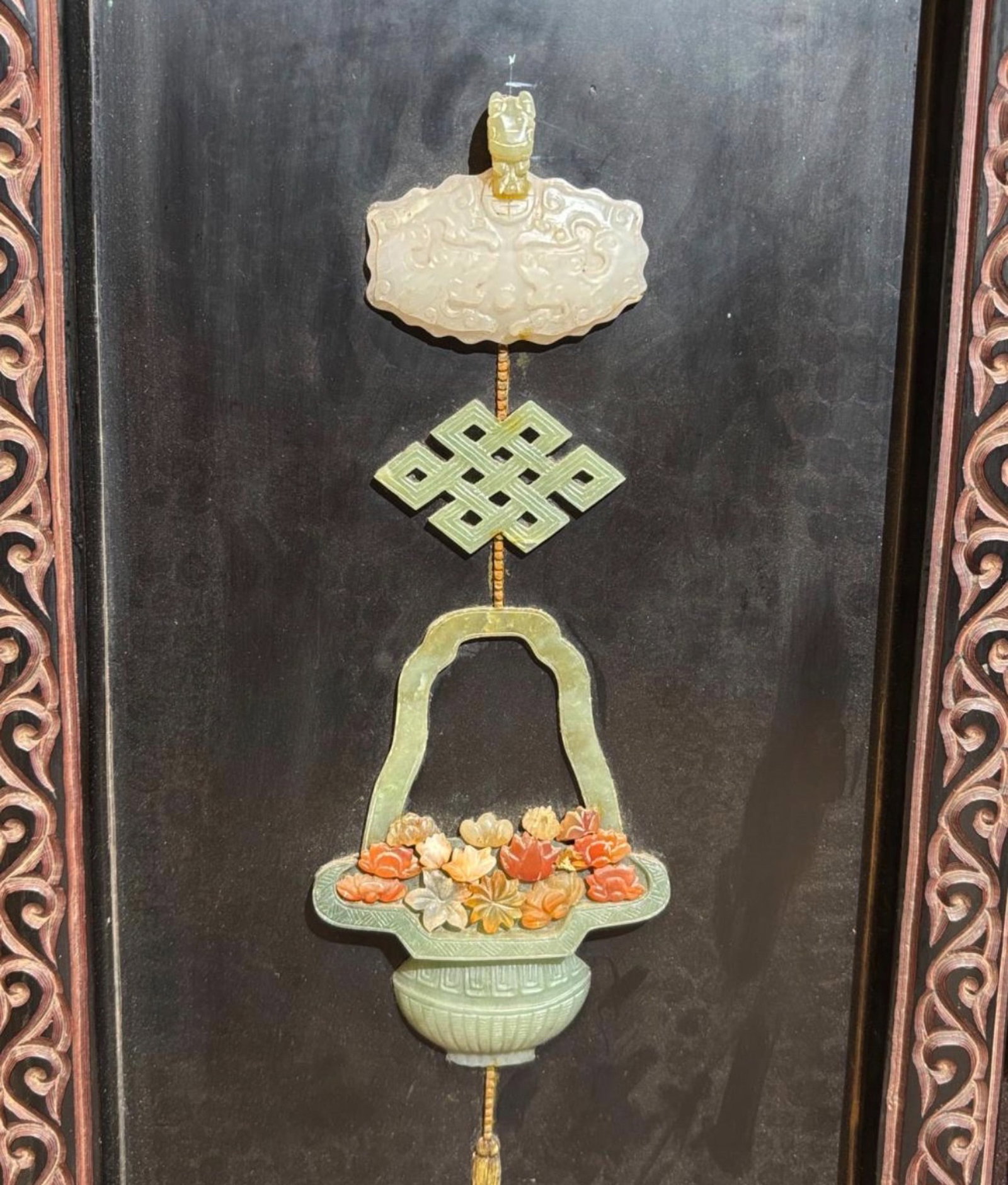 CHINESE LACQUER FLOOR SCREEN WITH JADE INSERTS - 12