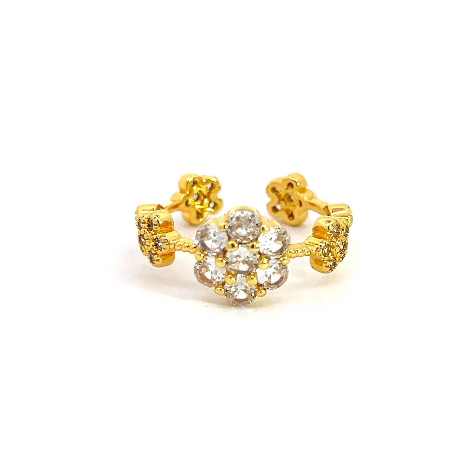 LAB-GROWN DIAMOND AND STERLING SILVER RING: Lab-grown diamond and sterling silver ring. Ring size: 6.25 (adjustable) Ring weight: 2.7 g