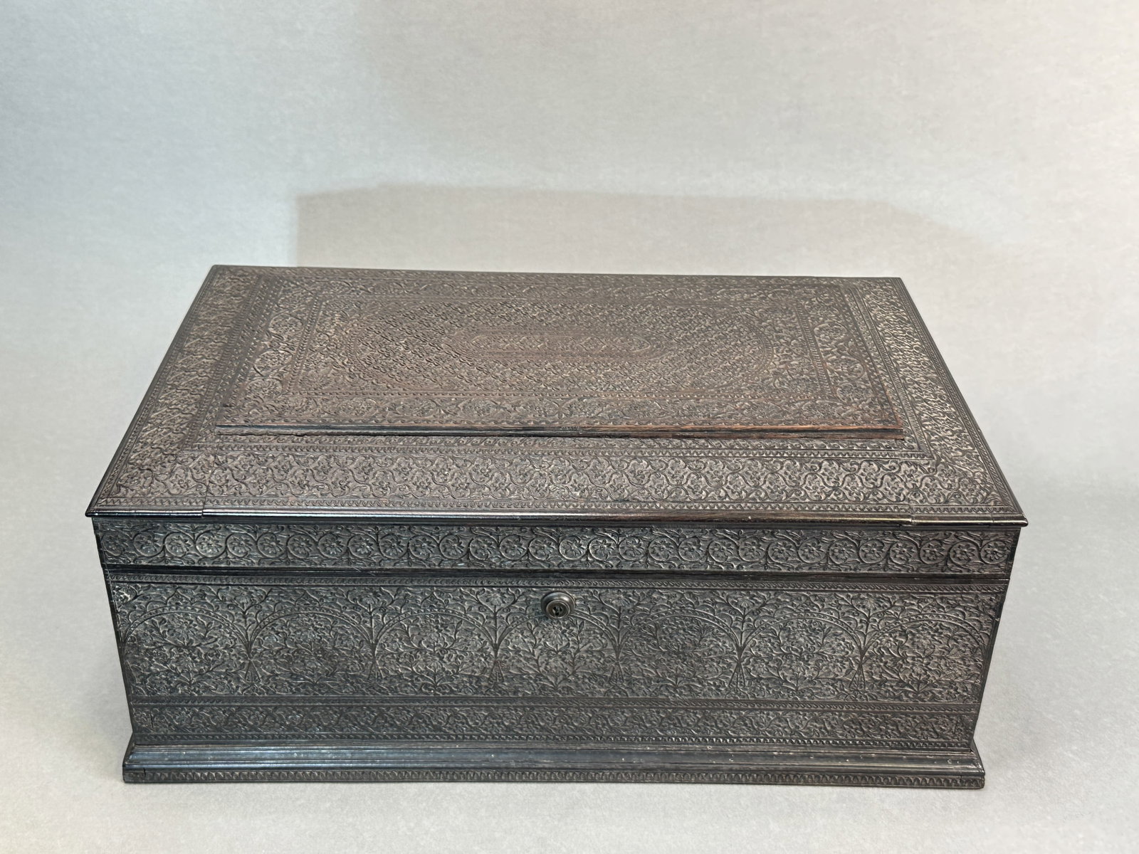 ANGLO-INDIAN ROSEWOOD DOCUMENT BOX - 11