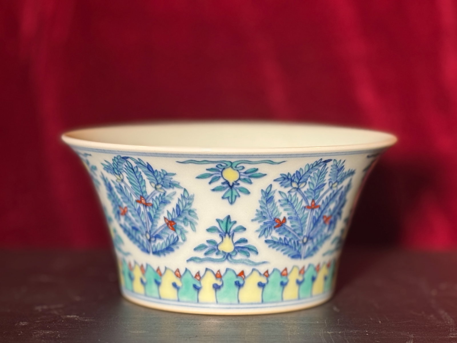 CHINESE DOUCAI BOWL WITH FLORAL MOTIF: Chinese doucai-glazed porcelain bowl with floral motif. Dimensions: Diameter: 6.5 in. (16.5 cm); Height: 3 in. (7.6 cm). Note: This item is in New York, where it can be shipped from.