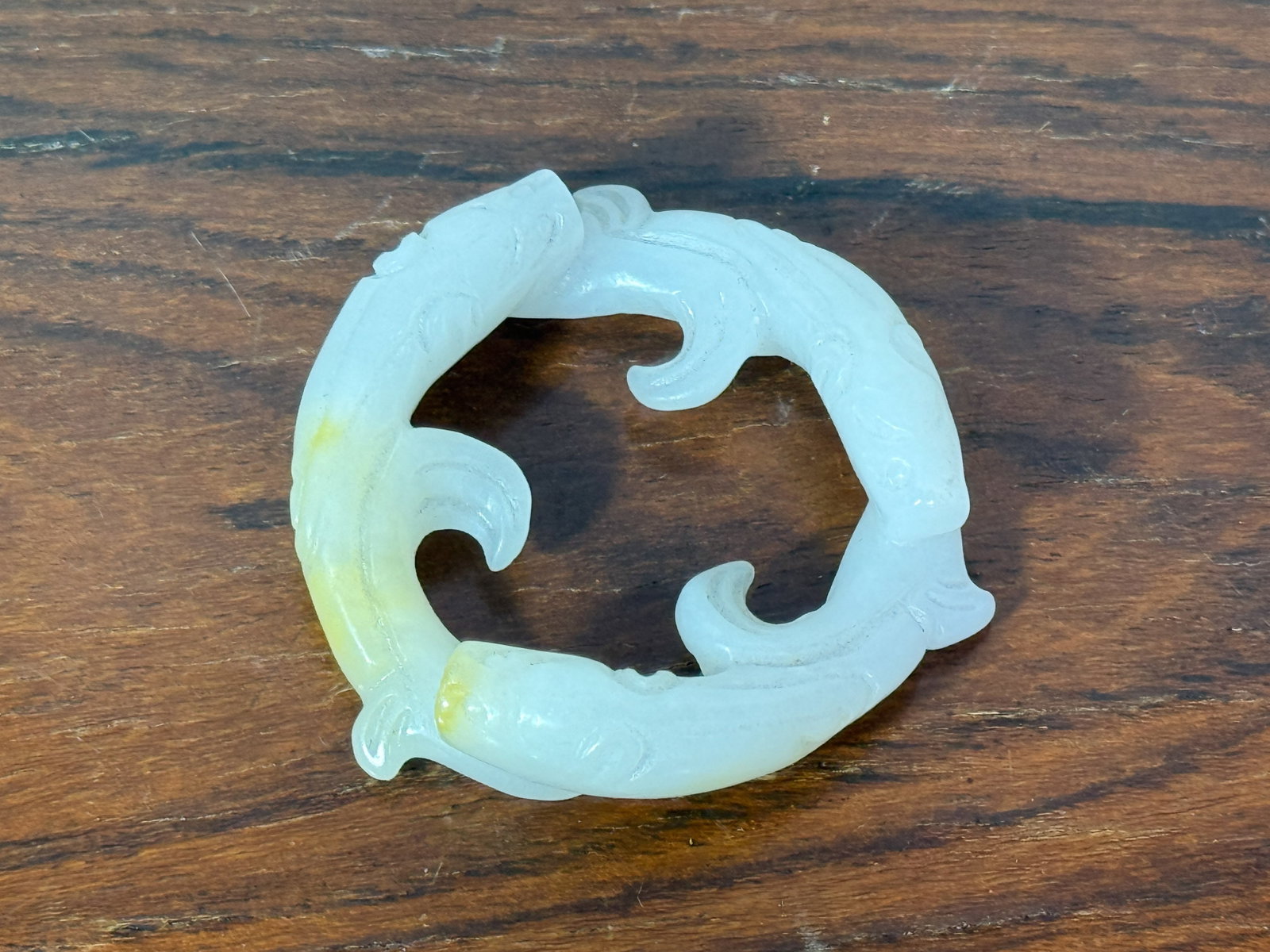 CHINESE CARVED JADE THREE-FISH RING - 2