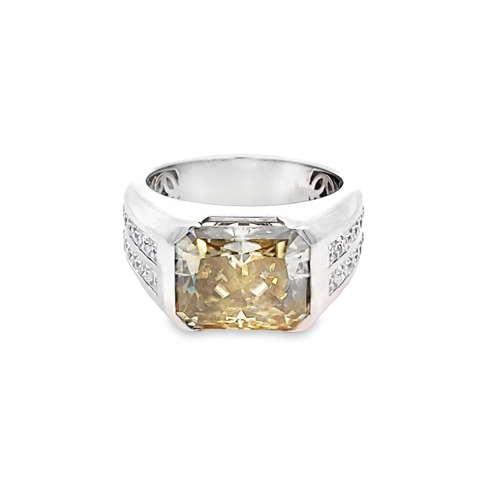 LAB-GROWN DIAMOND RING: Lab-grown diamond ring with a radiant-cut stone. Size: 8.75 6.97 ct