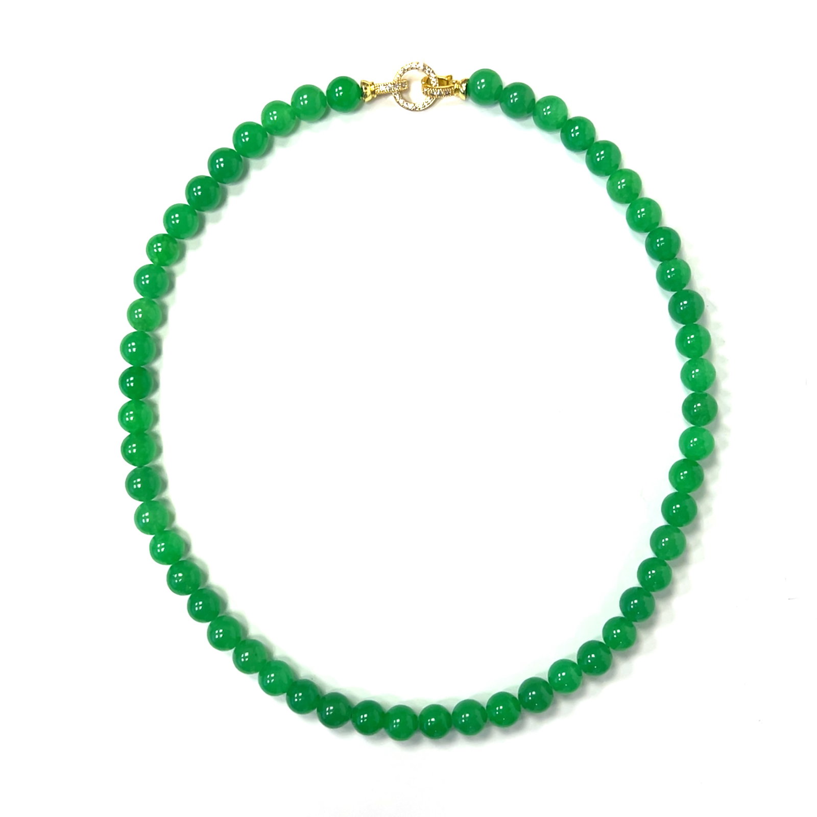 JADEITE NECKLACE: Jadeite necklace. D1.1 cm (x52)