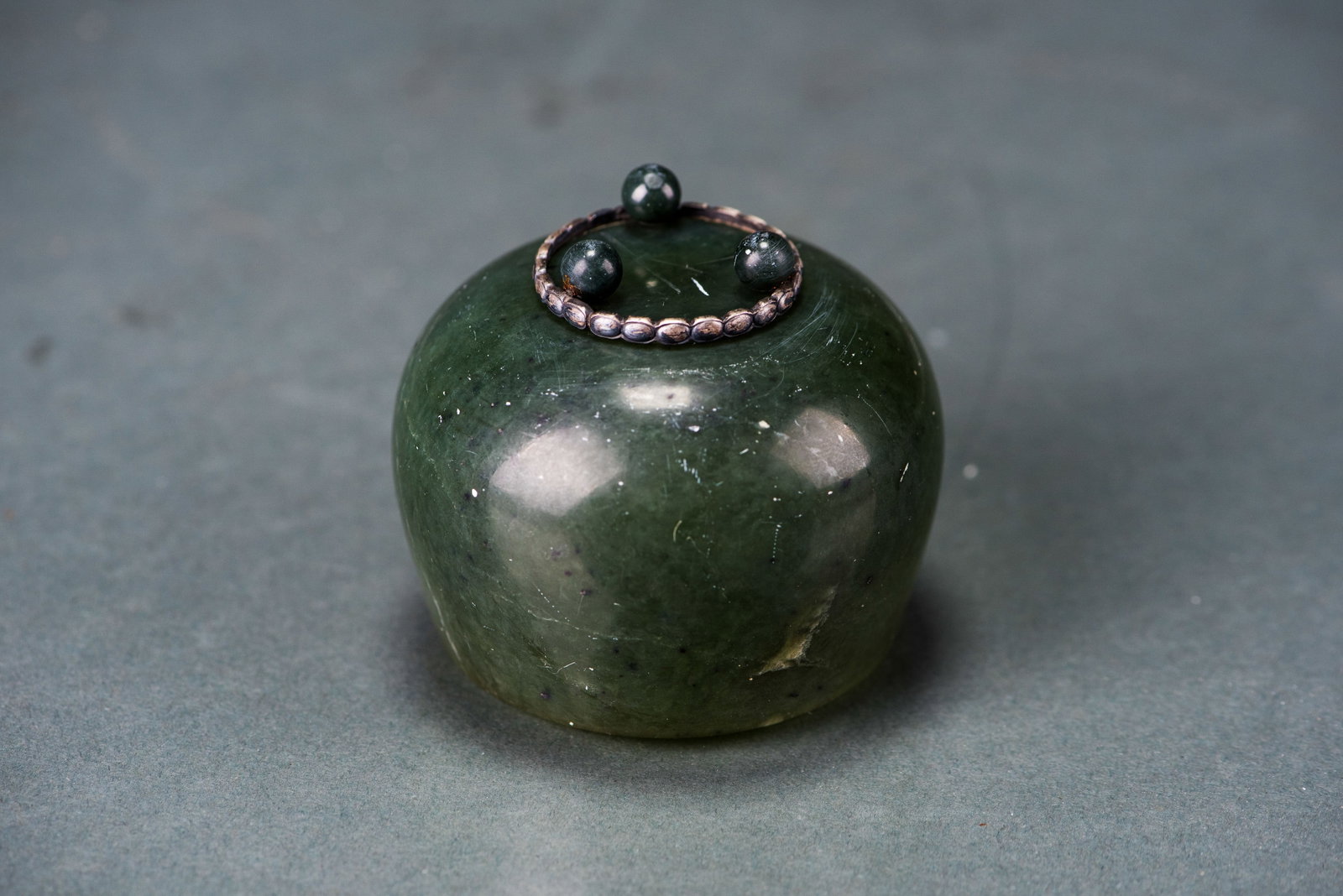 A SPINACH JADE CUP - 4