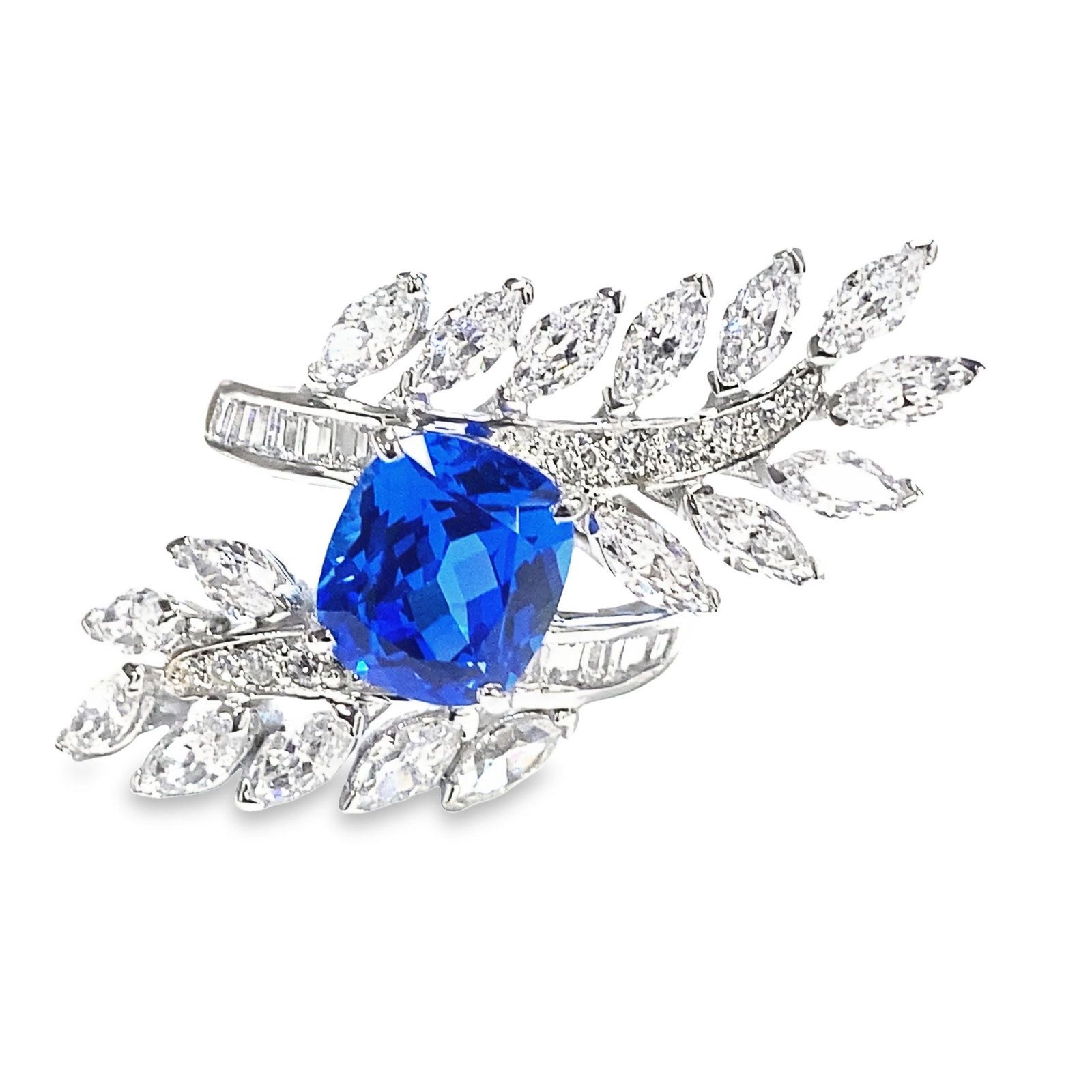 LAB SAPPHIRE, DIAMOND AND STERLING SILVER RING: Lab sapphire, diamond and sterling silver ring. Size: 6.75 3.43 carats
