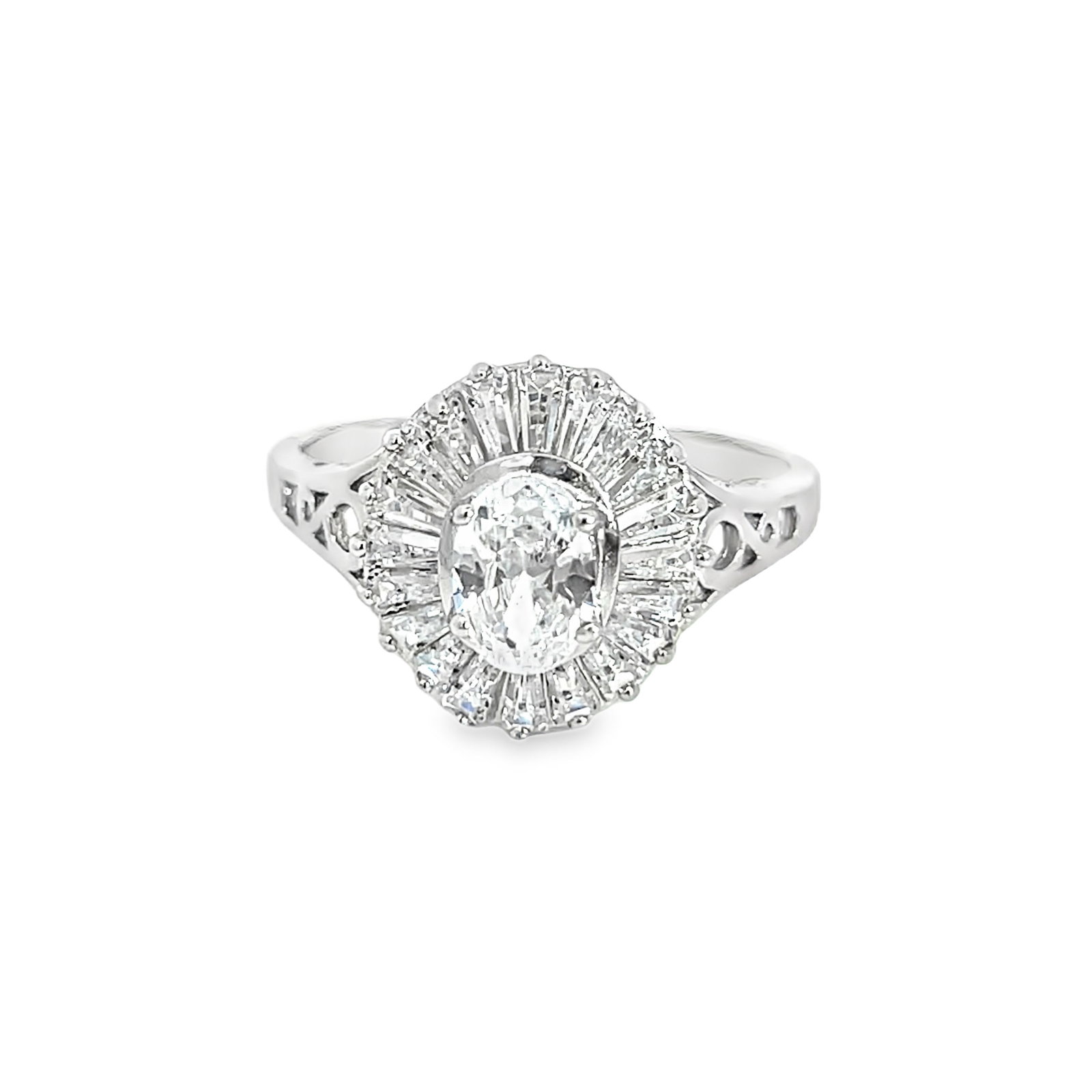 CUBIC ZIRCONIA AND STERLING SILVER RING (1 of 5)