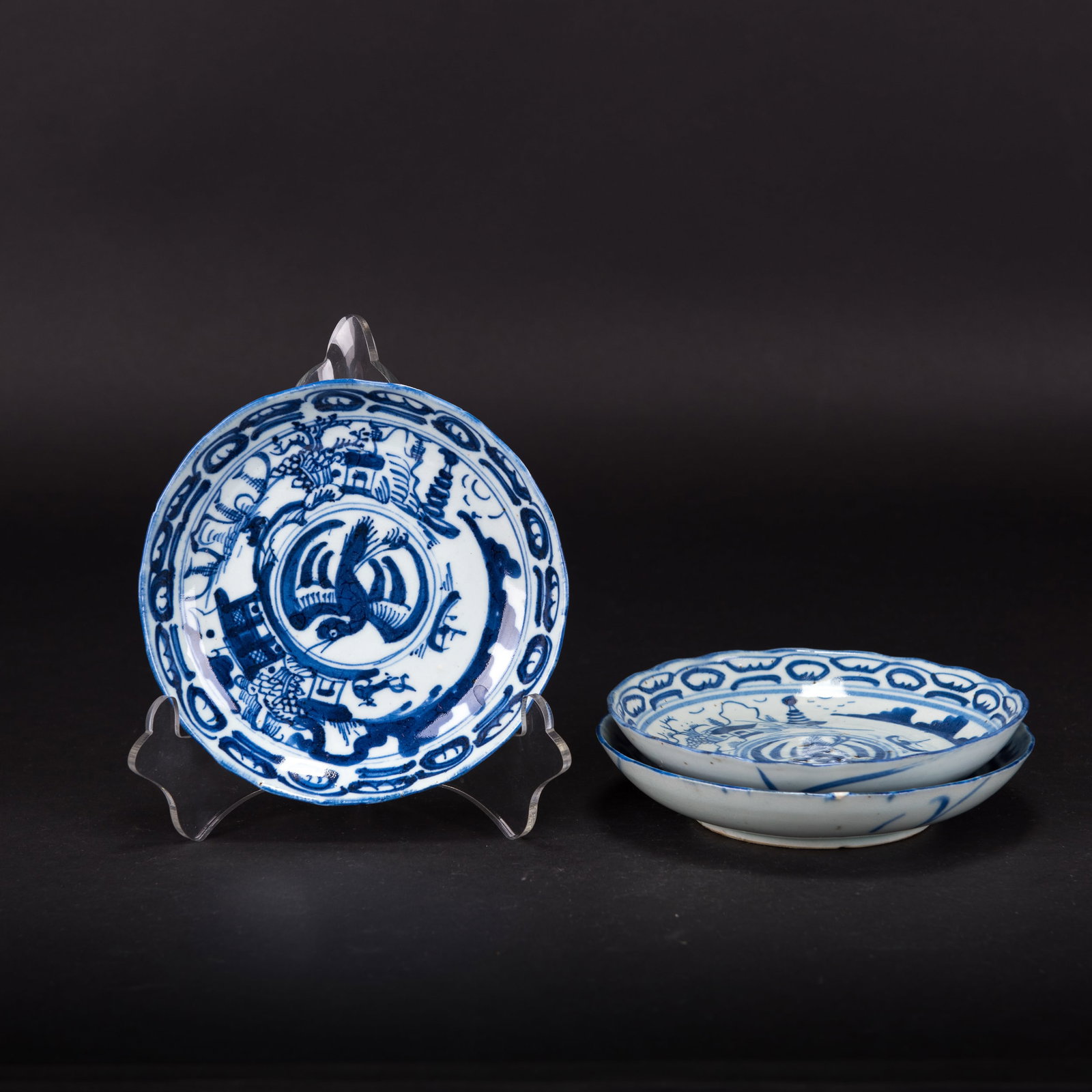 (LOT OF 3) A GROUP OF BLUE-AND-WHITE 'PHOENIX' DISHES, REPUBLIC PERIOD: (lot of 3) A group of blue-and-white 'phoenix' dishes, Republic period. 1.28"h x 6.69"d (3.25 x 17 cm)