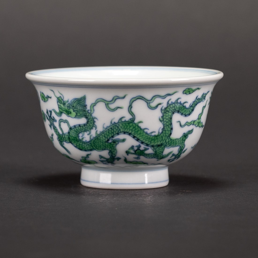 A DOUCAI 'DRAGON' CUP, CHENGHUA MARK: A doucai 'dragon' cup, Chenghua mark. H5 x 9 cm