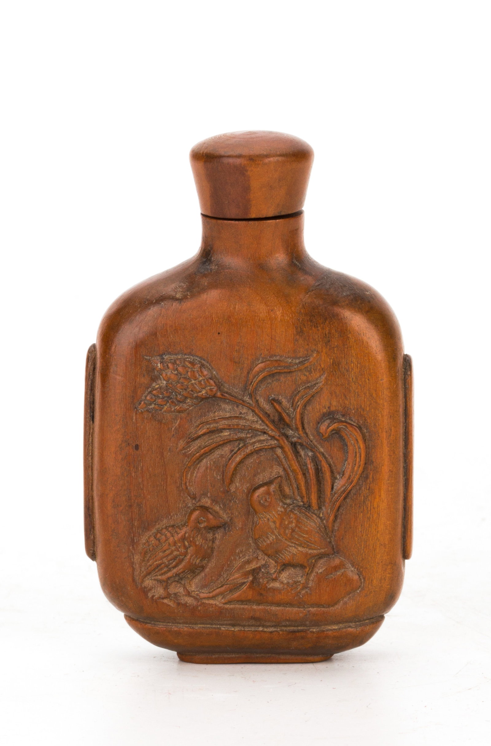 A SNUFF BOTTLE - 2