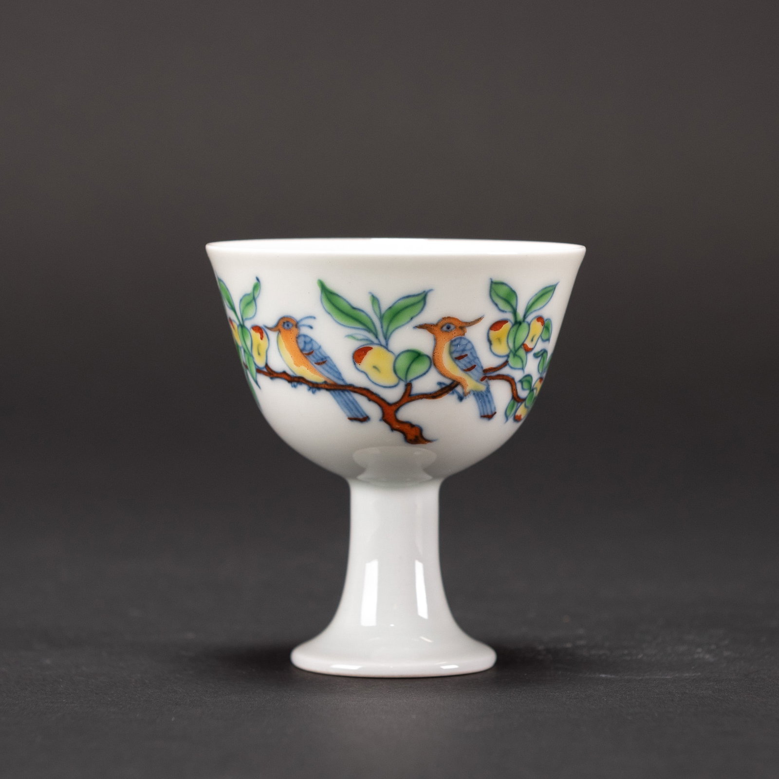 A DOUCAI 'BIRD' STEM CUP, CHENGHUA MARK: A doucai 'bird' stem cup, Chenghua mark. H7.8 x D7 cm
