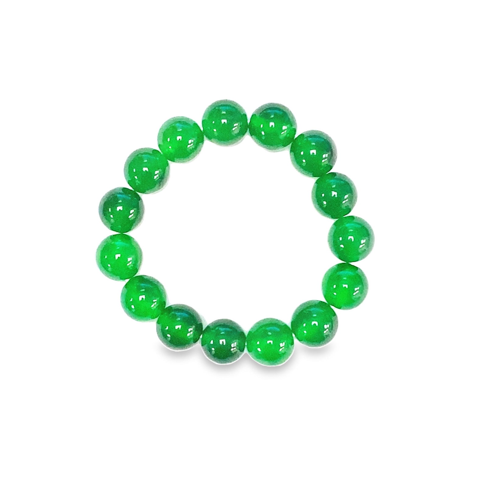 A JADEITE BRACELET: A jadeite bracelet. D1.4 cm (x15)